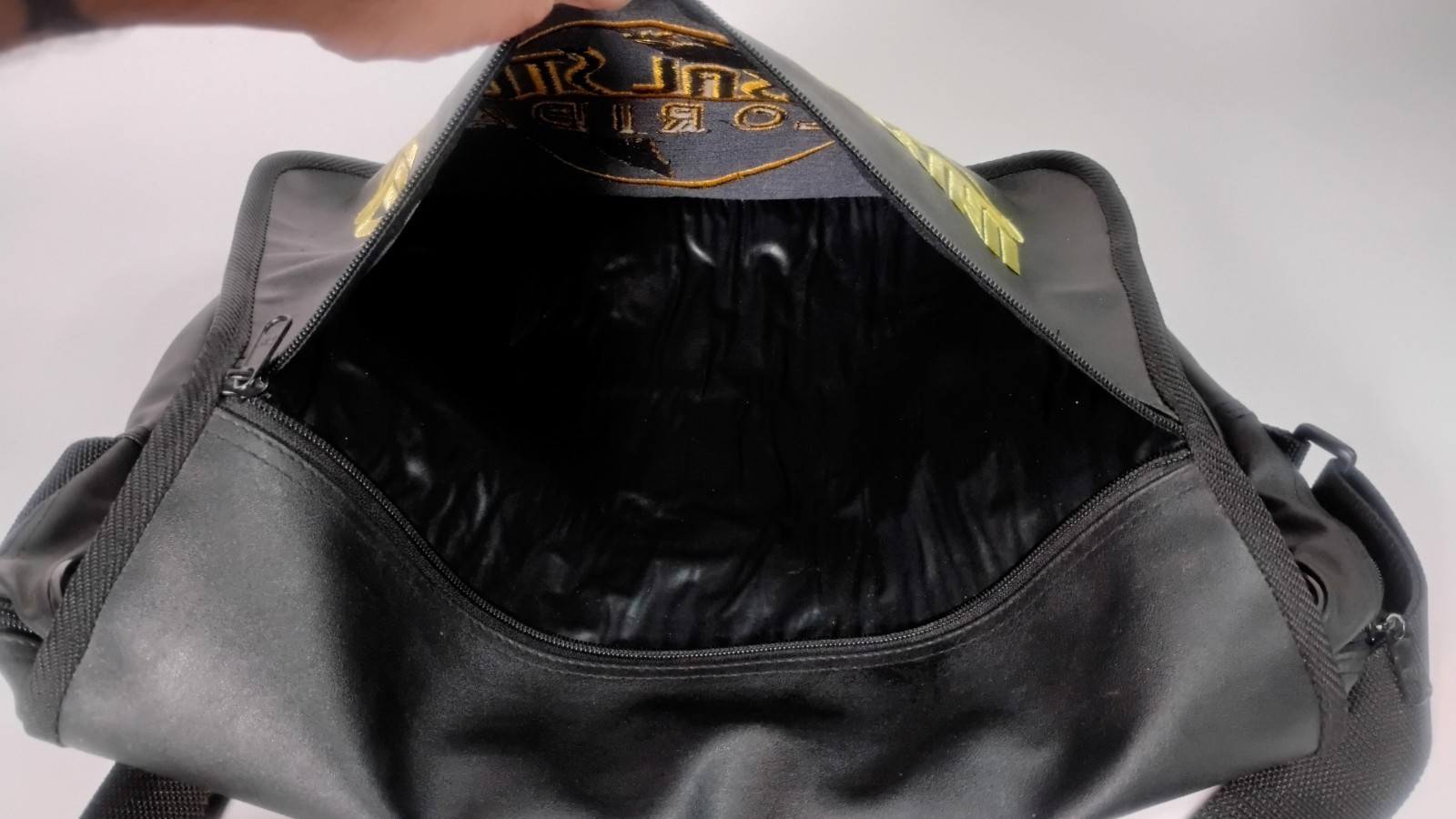 Universal Studios Florida Black Fold Over Flap Shoulder Bag Gold Logo 15×13