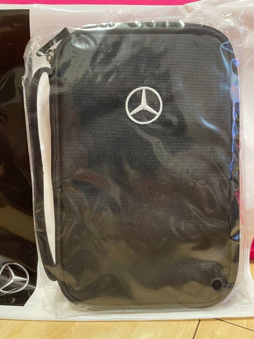 Mercedes-Benz Novelty Multi Case with Handle Passport Card case 21 x 13 cm black