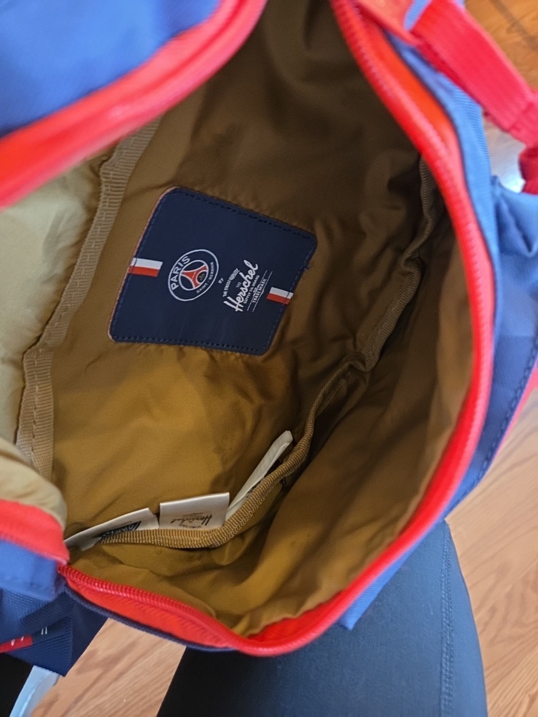 Herschel Supply Co. Unisex Hip Pack Waist Pack Fanny Pack Bag Blue And Red