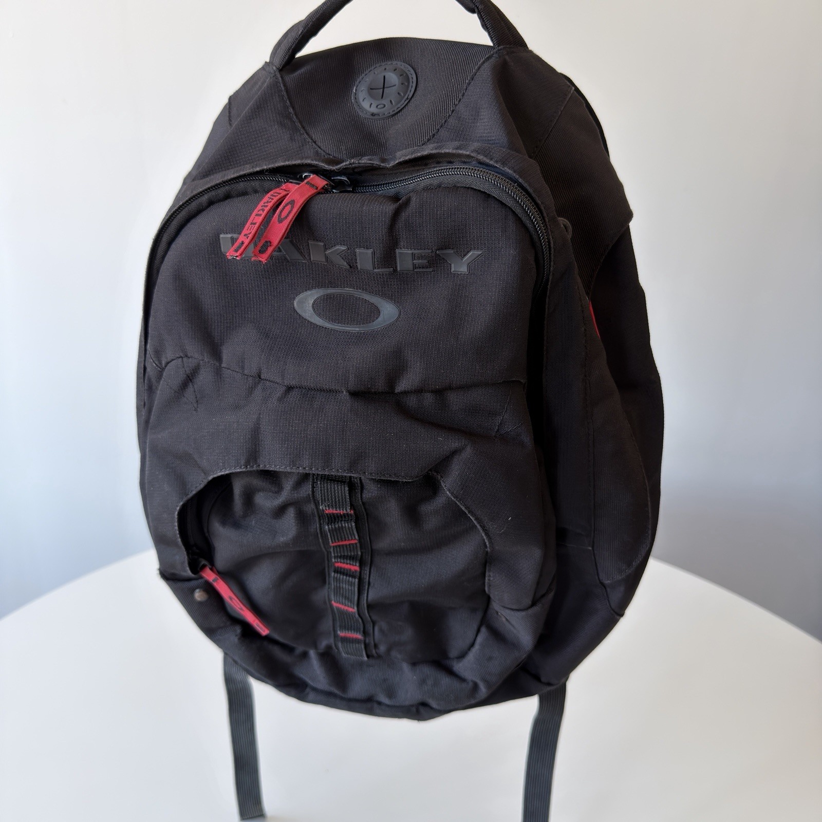 Vintage Oakley Backpack Black Red Hiking Outdoors Gorpcore Y2K Software