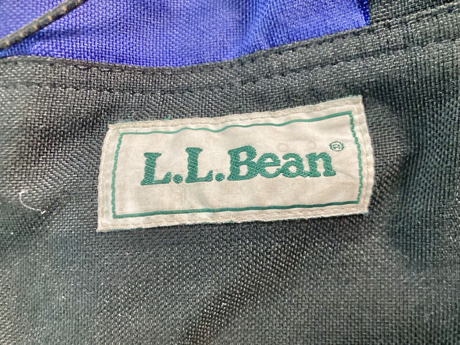 L.L Bean Nylon Backpack Purple And Black 18×14 (100)