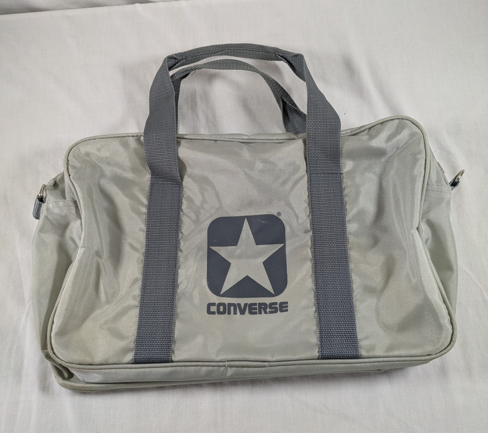 Converse All Star Duffle Gym Bag Gray Logo Zipper Pulls Fold Flat 90’s Vintage