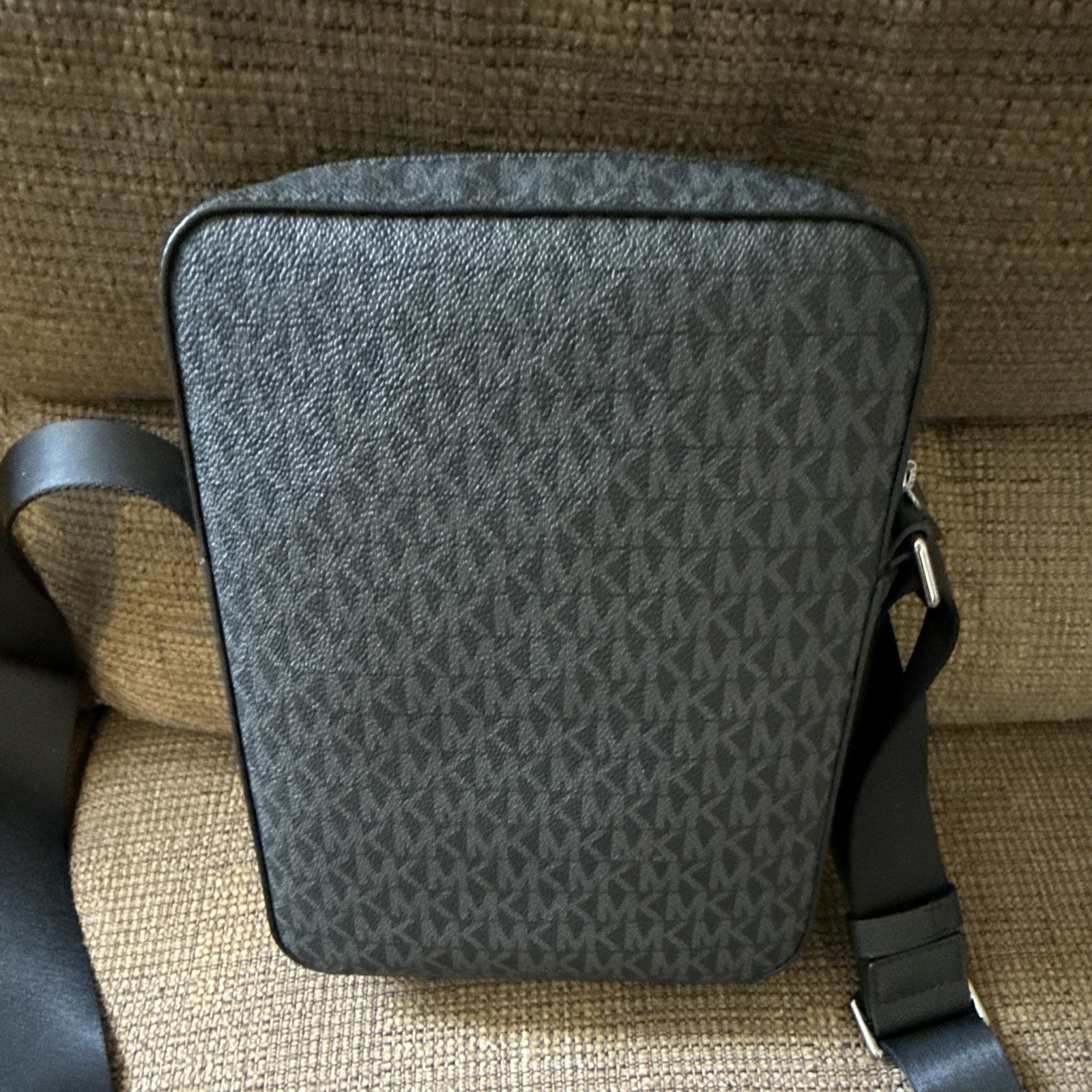 Michael Kors Men’s Gray/Black Logo Small Zip Crossbody Bag Adjustable Strap