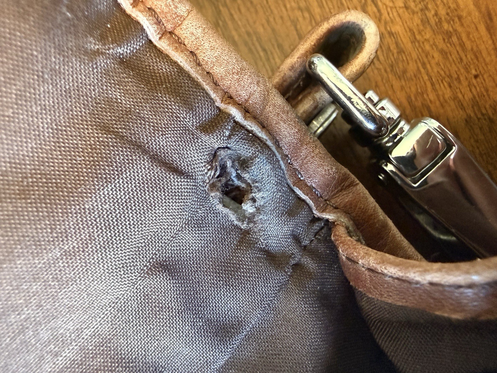 Briefcase Brown Leather Toggle Clasps Shoulder Strap & Top Handle Vintage 1990s