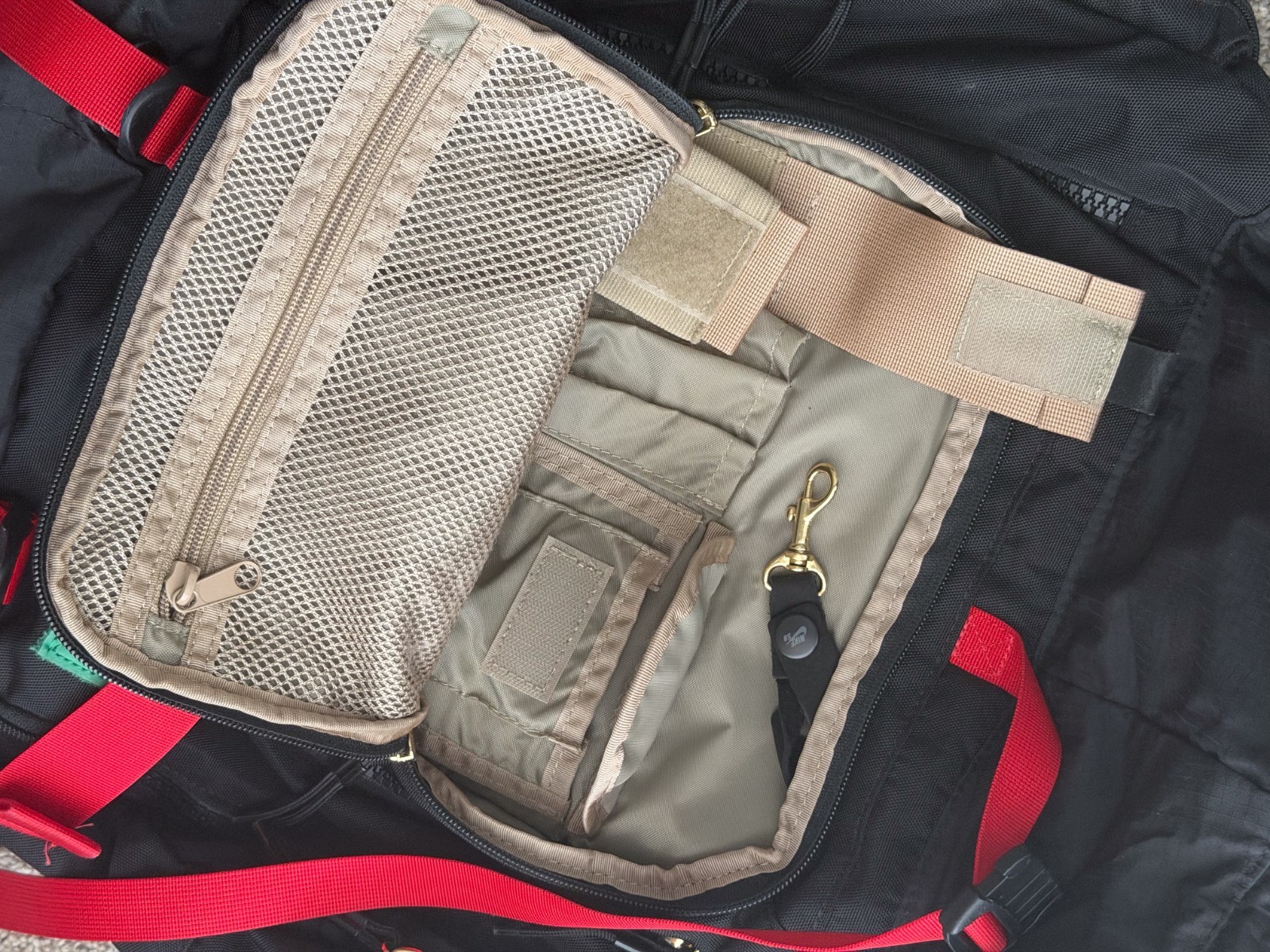 2010 Nike SB Eugene Backpack “Gu**i” colorway RARE complete with Strap