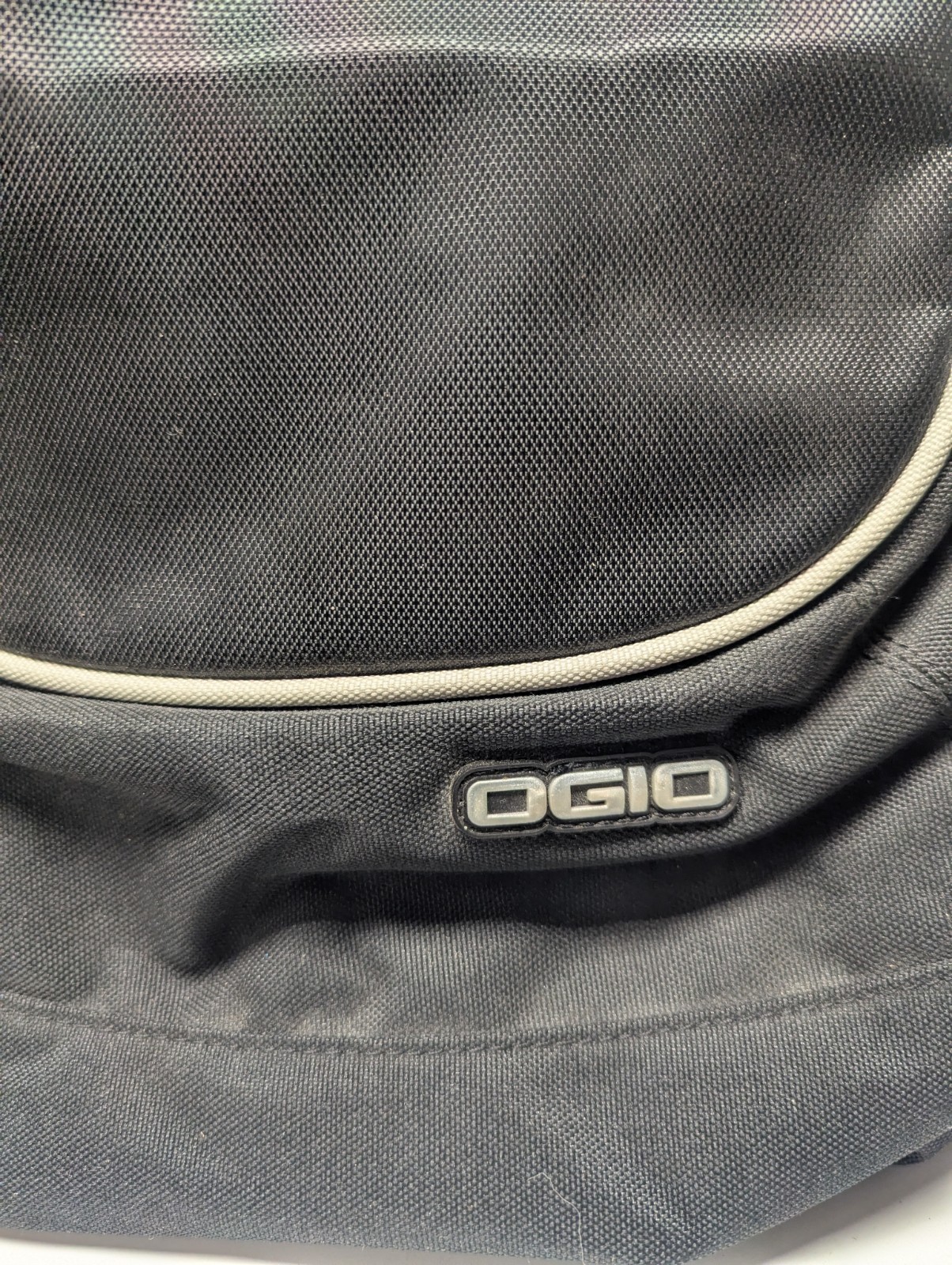 OGIO Carbon Backpack with Audio Pocket Black New Condition