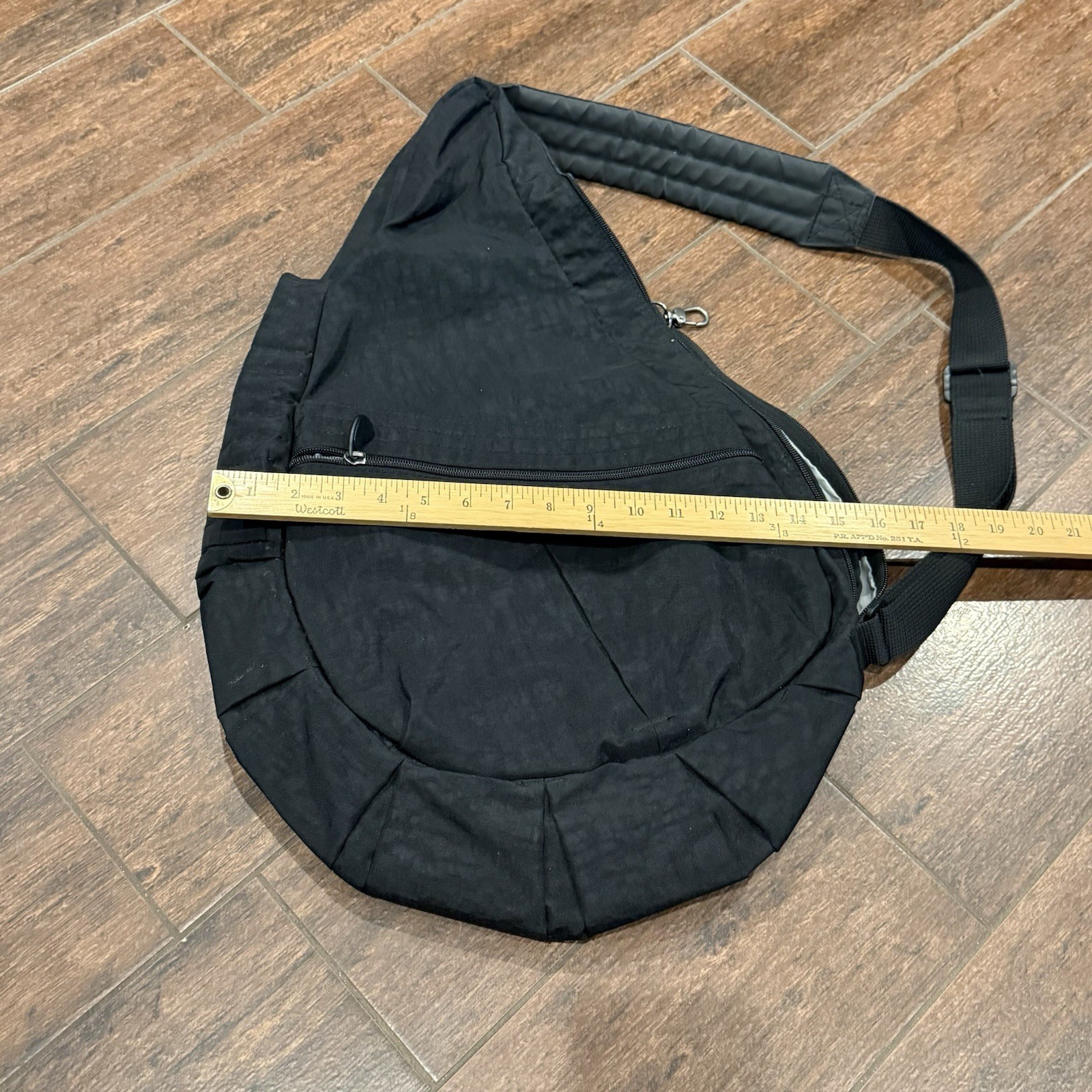 Ameribag Healthy Back Bag Carry-All XL Sling Crossbody Black Nylon Unisex 20L