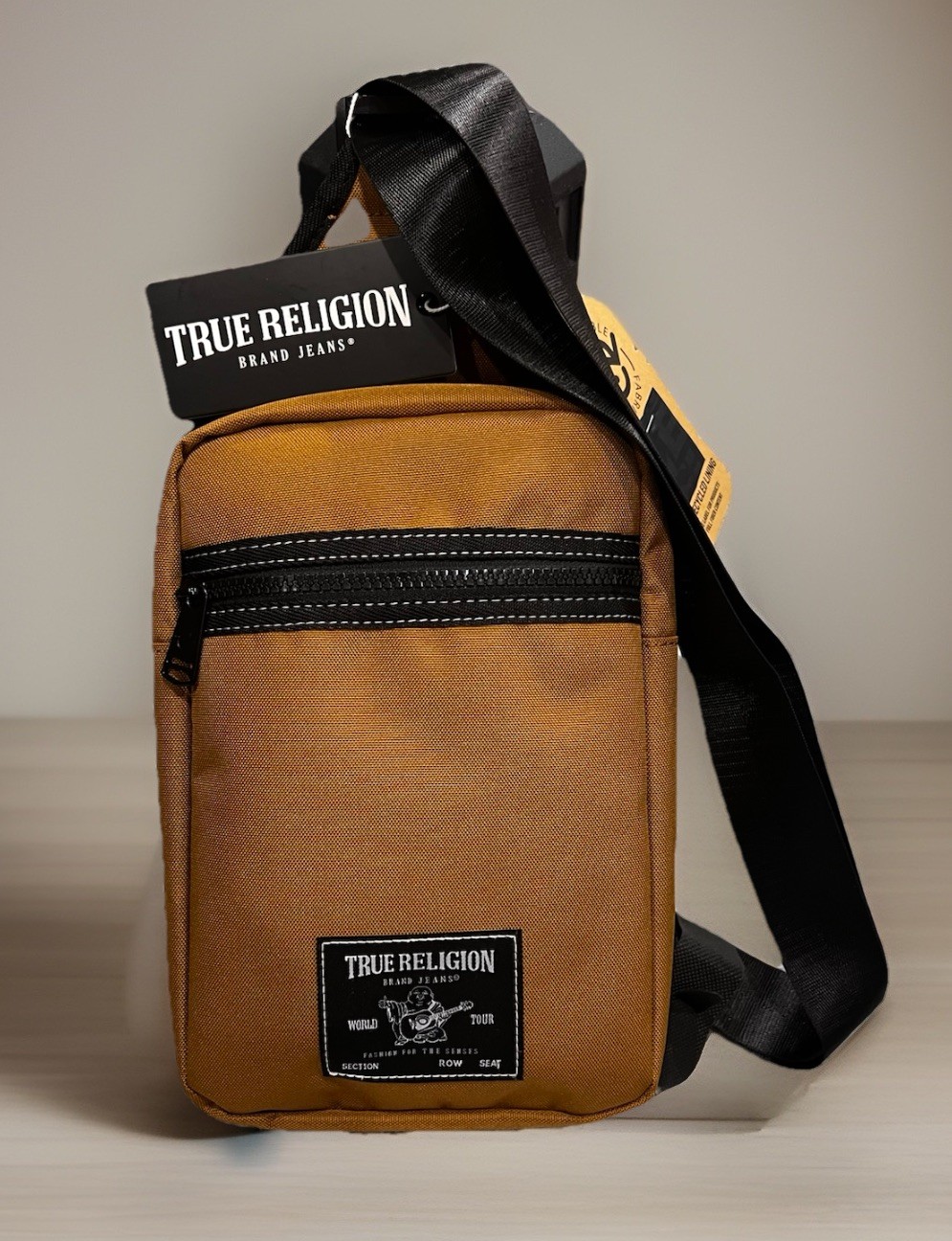 NEW True Religion YETA Sling Crossbody Shoulder Adjustable Strap Bag Camel Brown