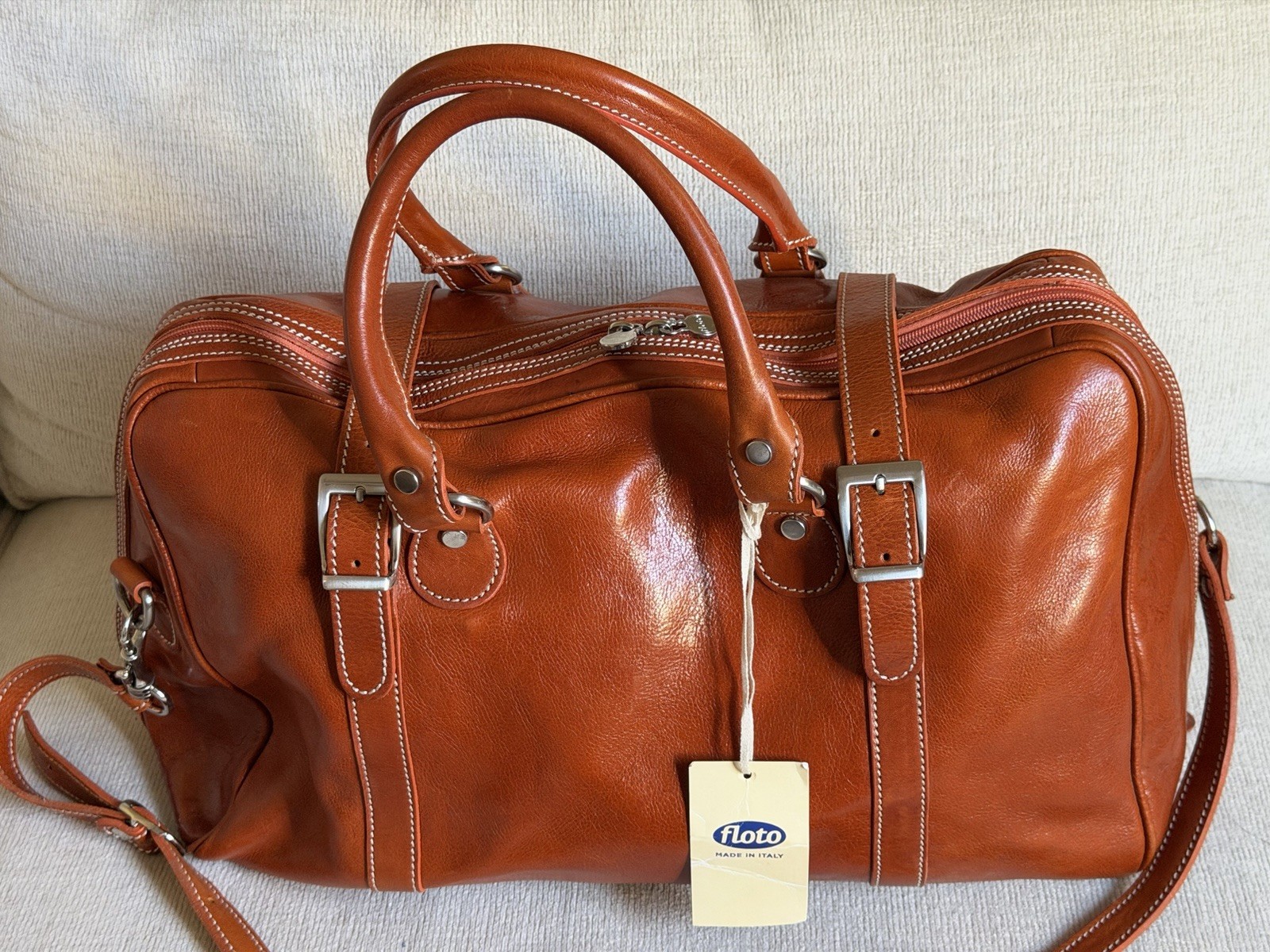 Floto Leather Duffle Bag W/shoulder Strap, Made In Italy