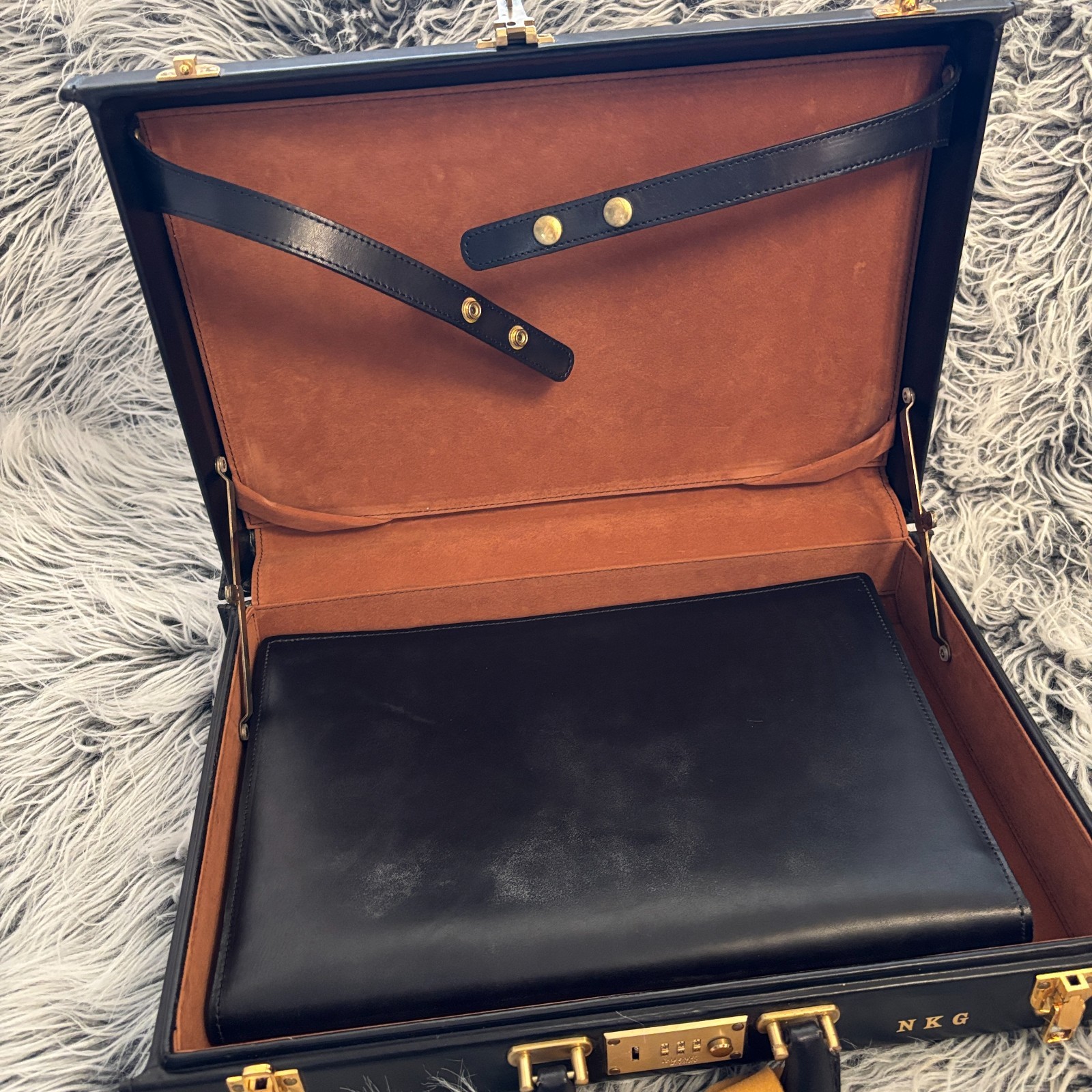 VTG Schlesinger Brothers Black Saddle Leather Briefcase Attaché RARE Sz 18 NWT