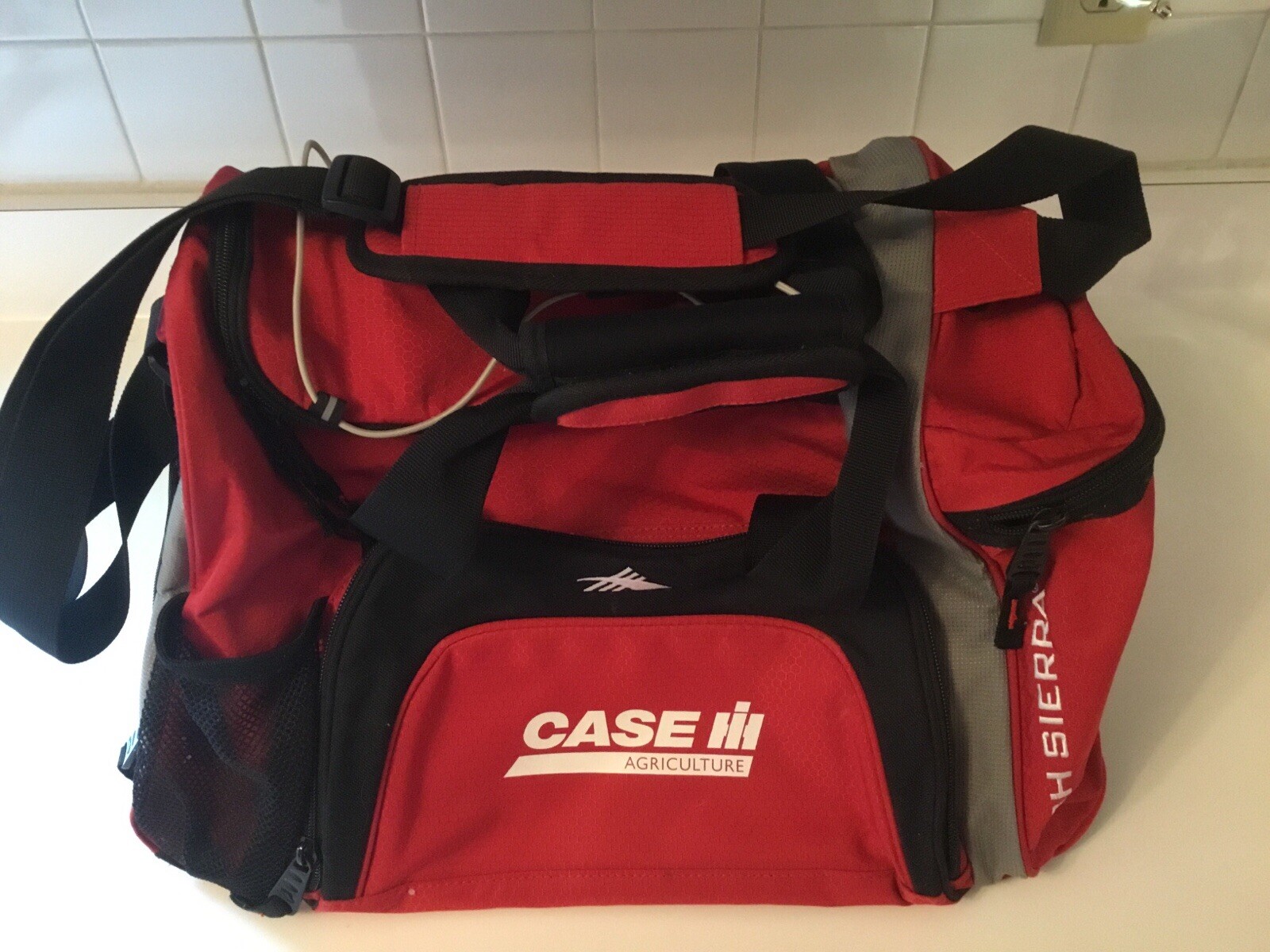 High Sierra 8050-80 22 in. Duffle Bag
