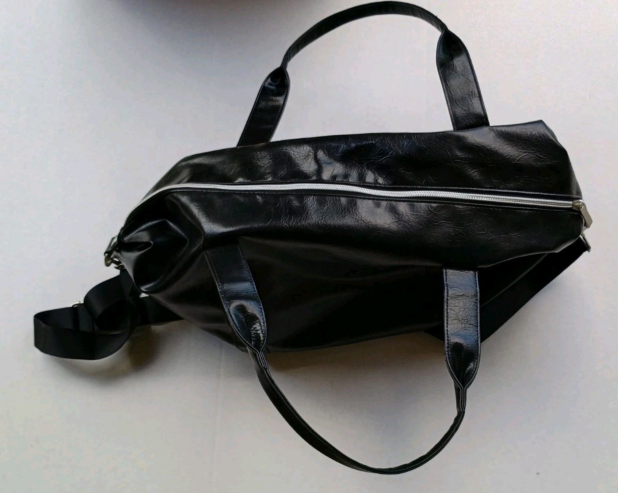 John Varvatos Faux Leather Duffle Large Tote Shoulder Weekend Bag GUC Black