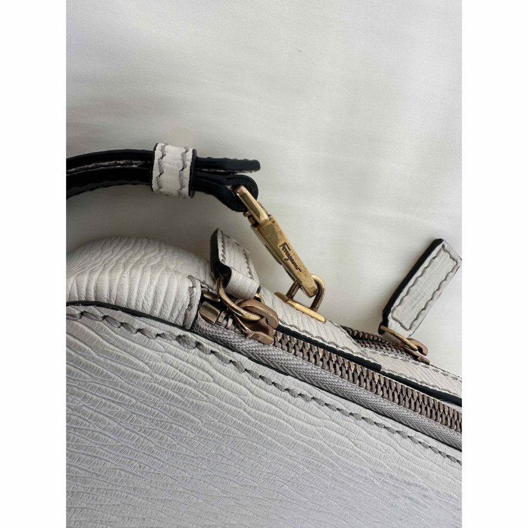 Ferragamo Men’s Business Second Clutch Bag White Leather Authentic 16×23.5x5cm