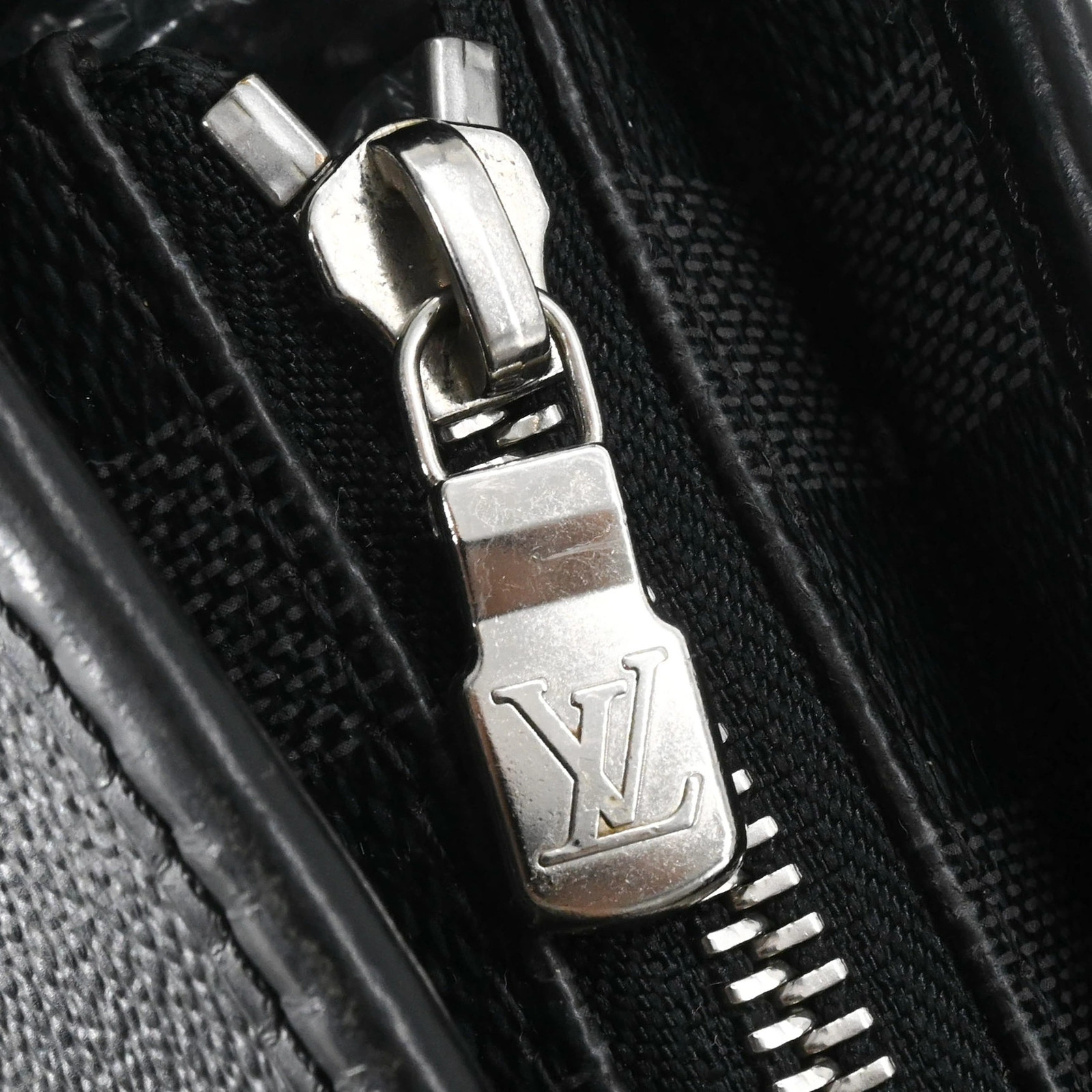Louis Vuitton Damier Graphite Tadao Tote Bag Leather Black Men N51192