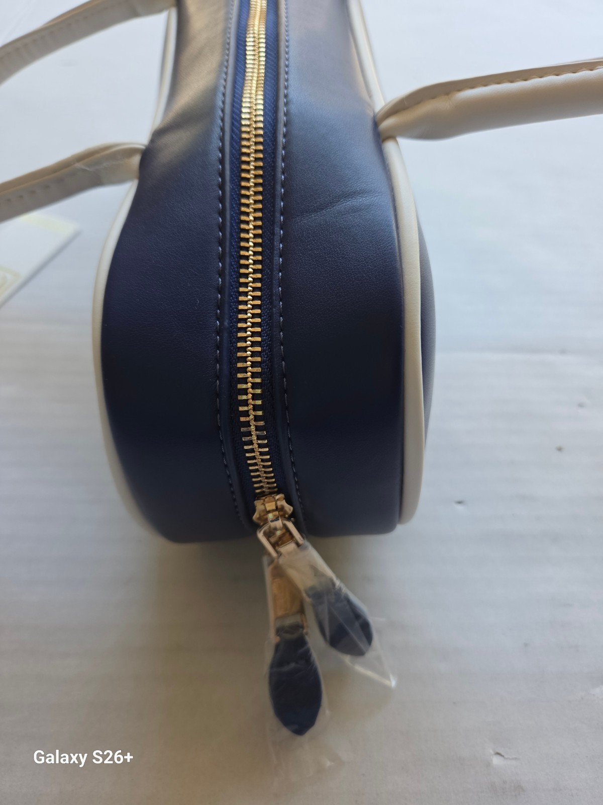 Urban Expression Blue Halo Shoulder Bag – 11.5′ in x 4.5′ in x 3.5′ in