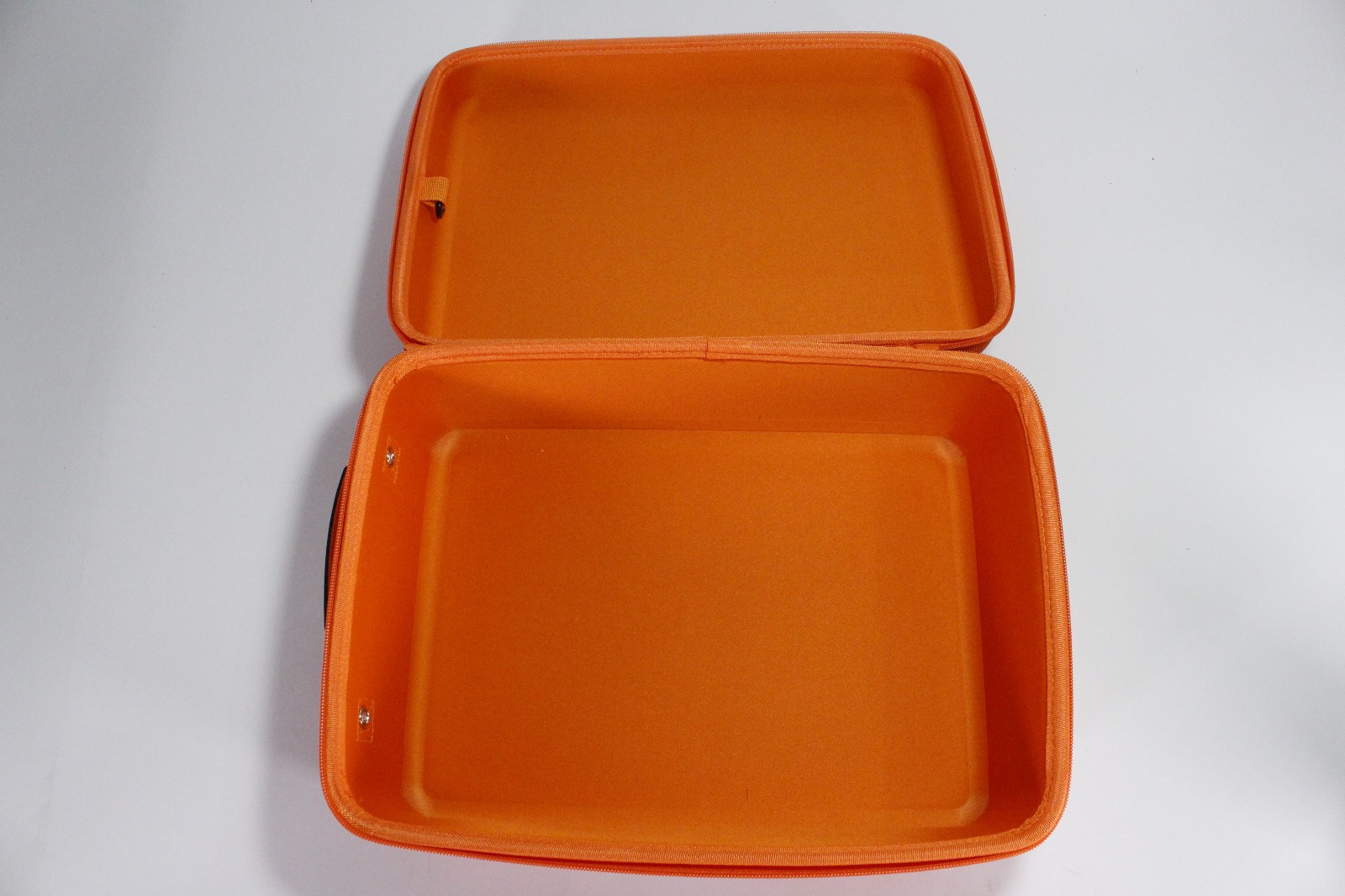 Nike Team Headwear Hat Carry Case Classic Orange Swoosh Spellout Hard Case Clam