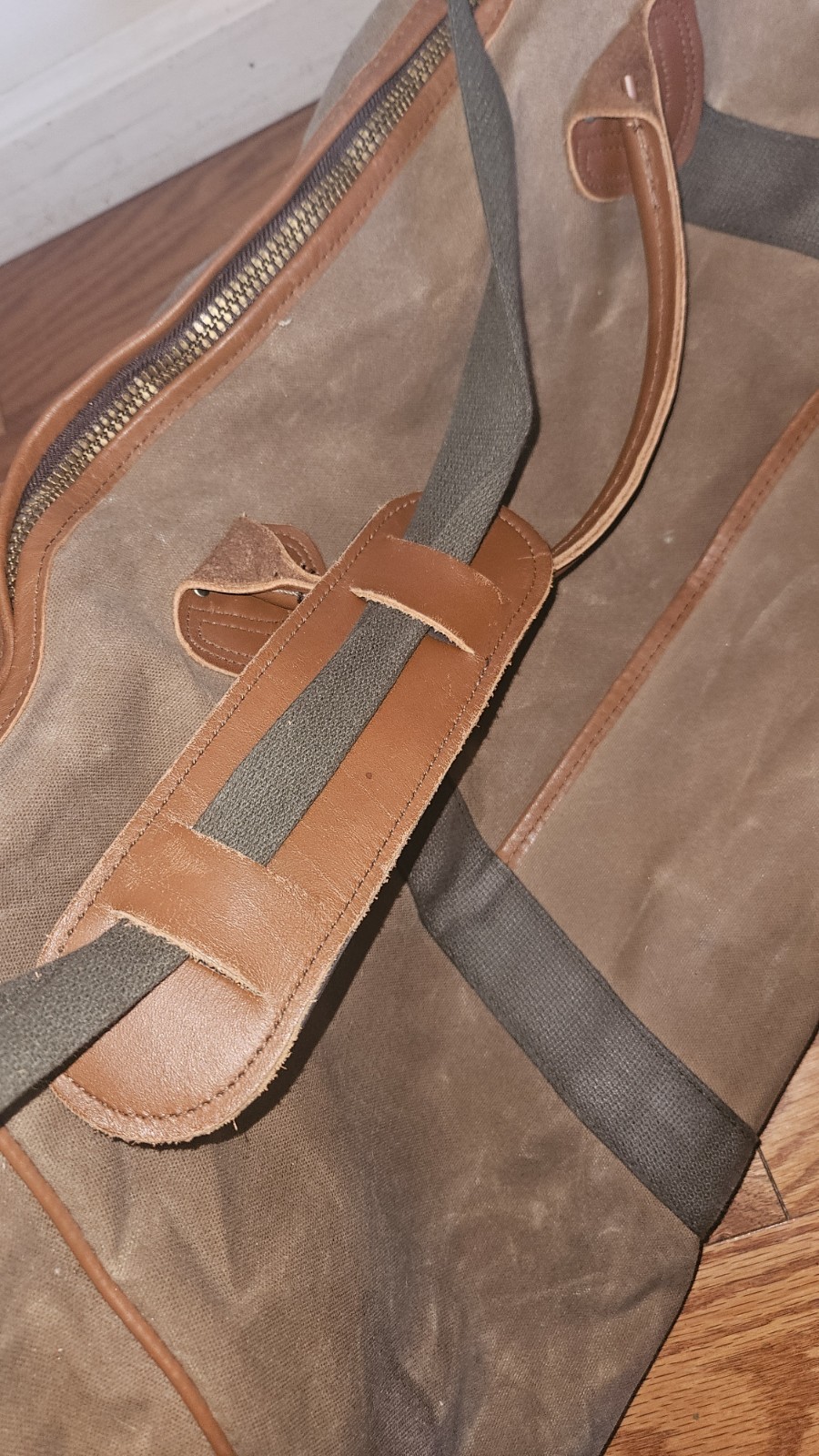 Vintage L.L. Bean Large Canvas & Leather Duffle Bag – Green Army