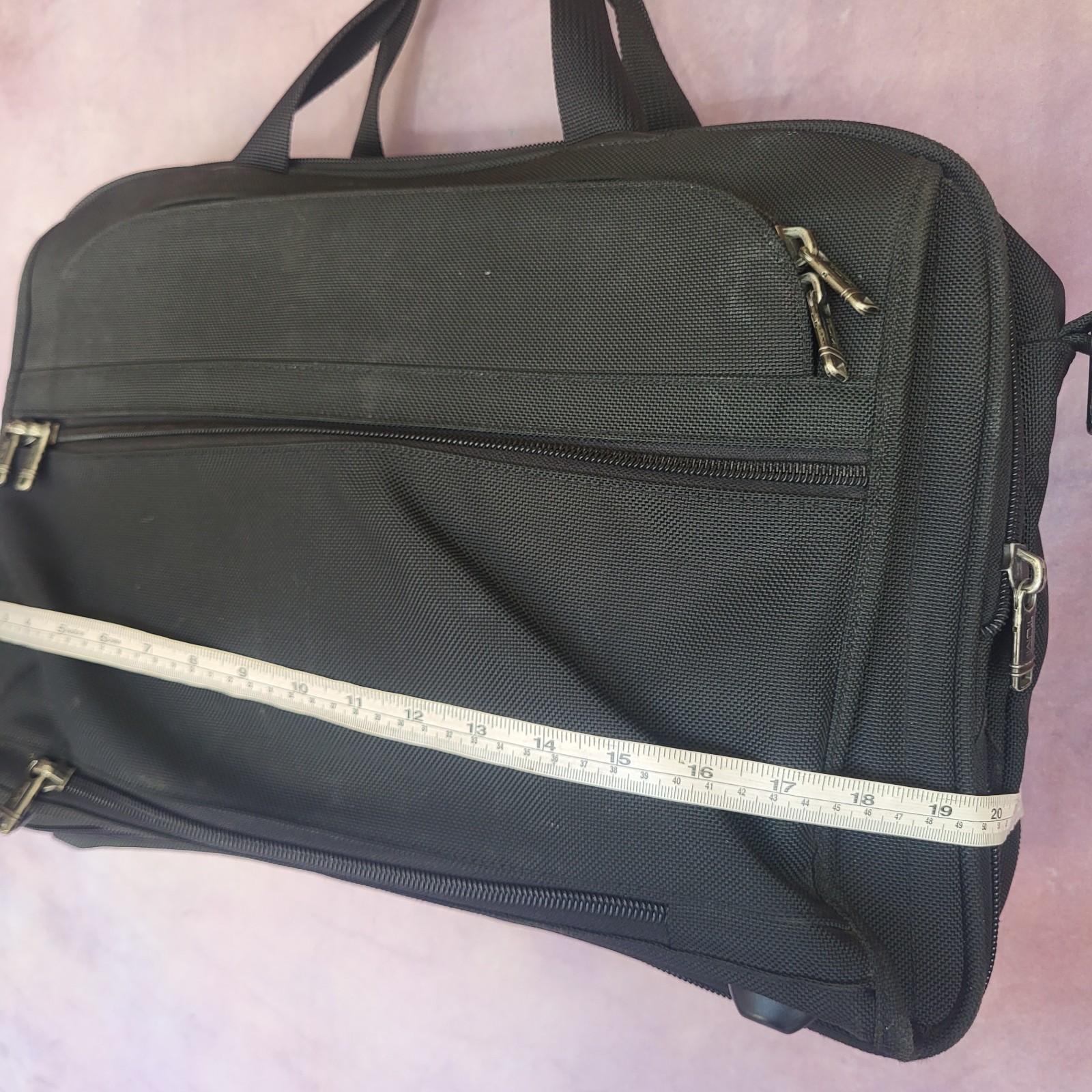 Tumi Alpha Series Black Ballistic Nylon Business Bag Laptop Carry On Messenger