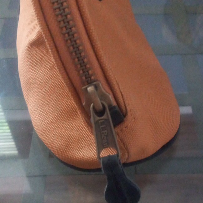 L.L.Bean Brown Solid Canvas Zip Toiletry Bag Pouch for Unisex Adults