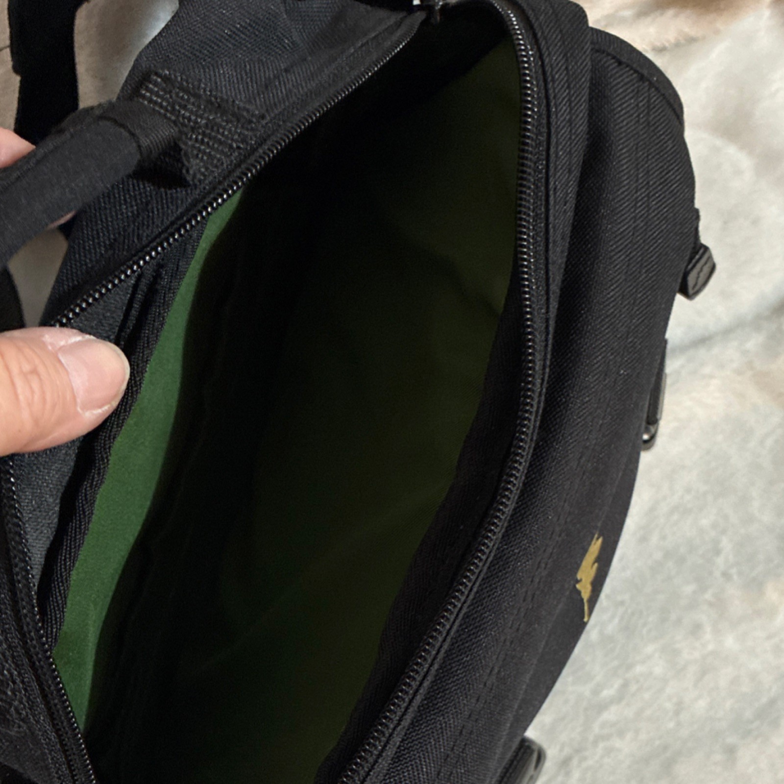 Black/Green Small Messenger Bag Adjustable Strap Lined Zip & Buckle Travel