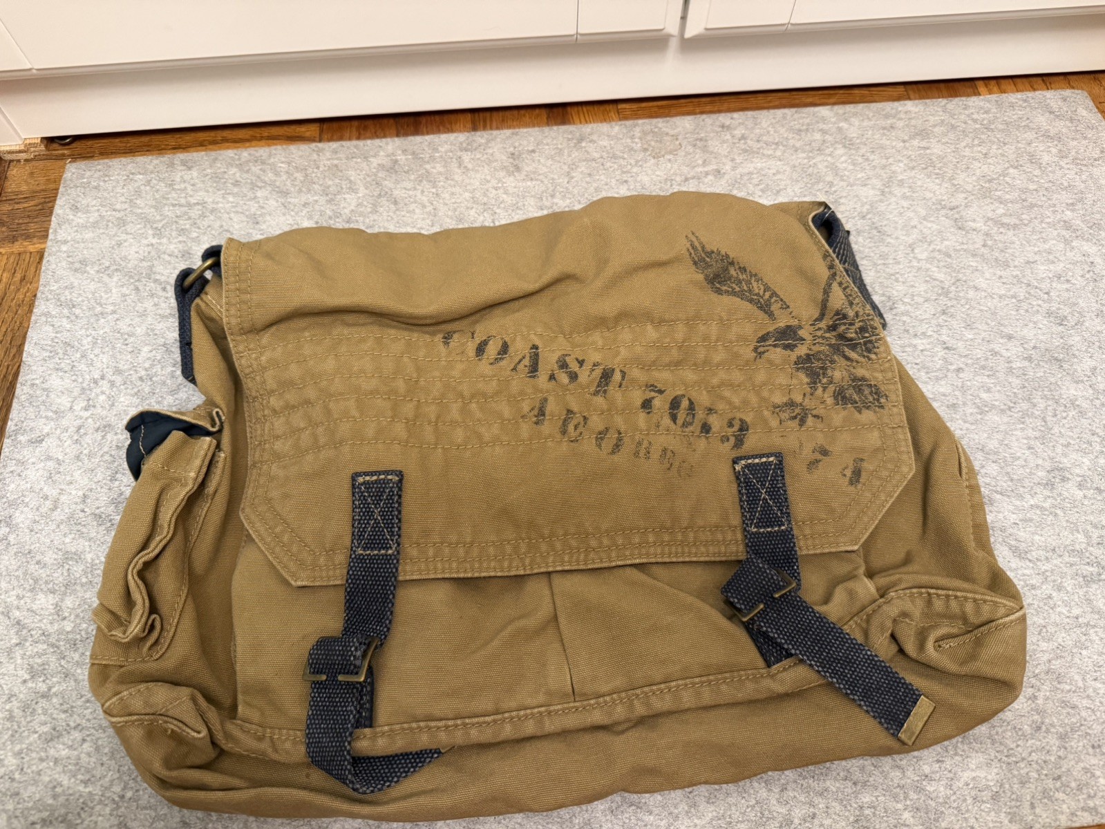 American Eagle Outfitters Y2K Canvas Messenger Bag Army Khaki Vintage Utility