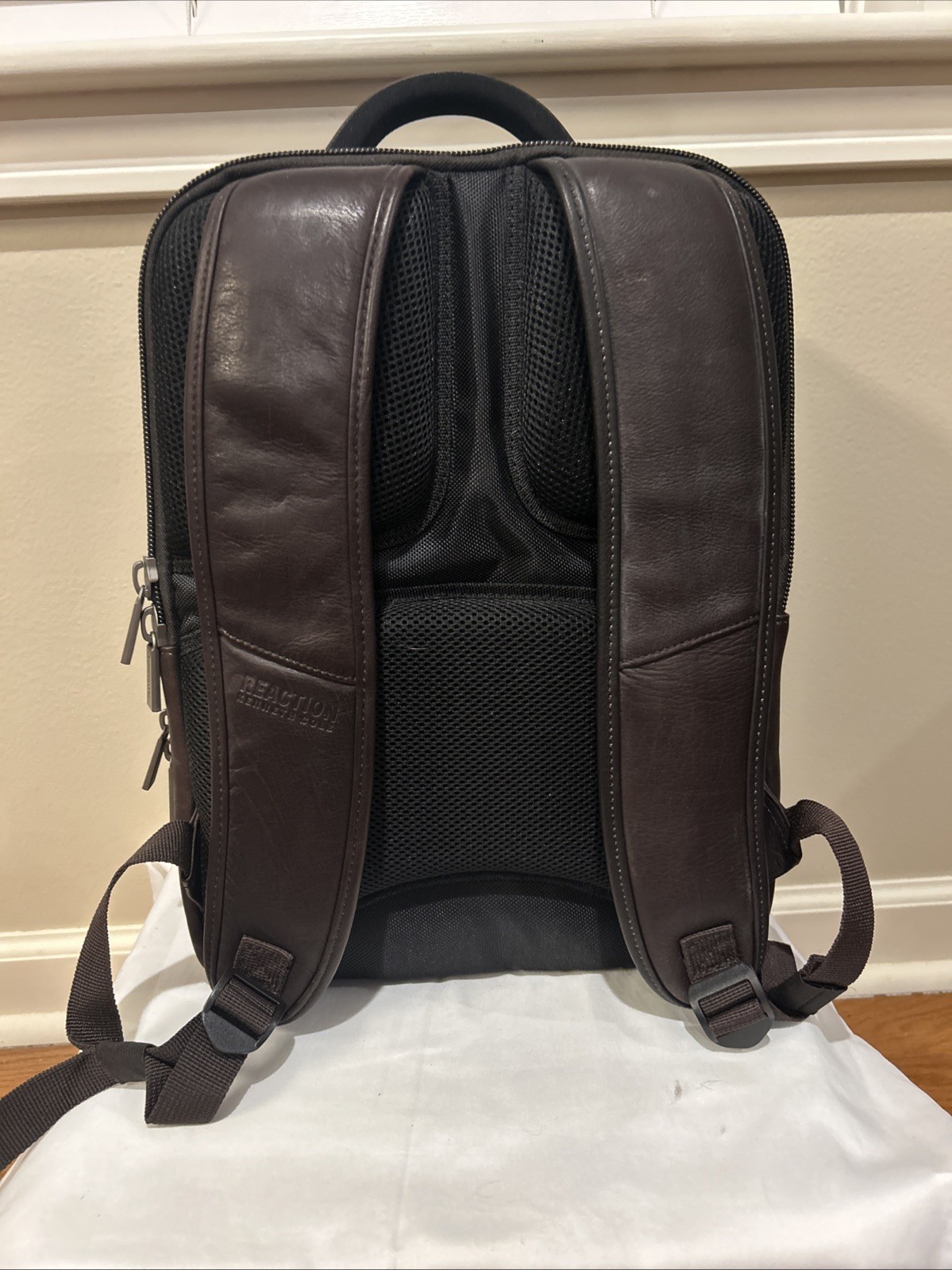 Kenneth Cole Reaction Backpack Brand New Laptop Briefcase In Brown