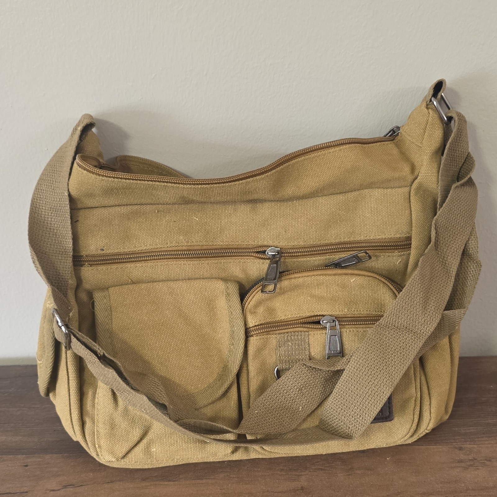 CHESTHUNT Beige Medium Messenger Bag Zip Closure Crossbody Strap Outer Pockets