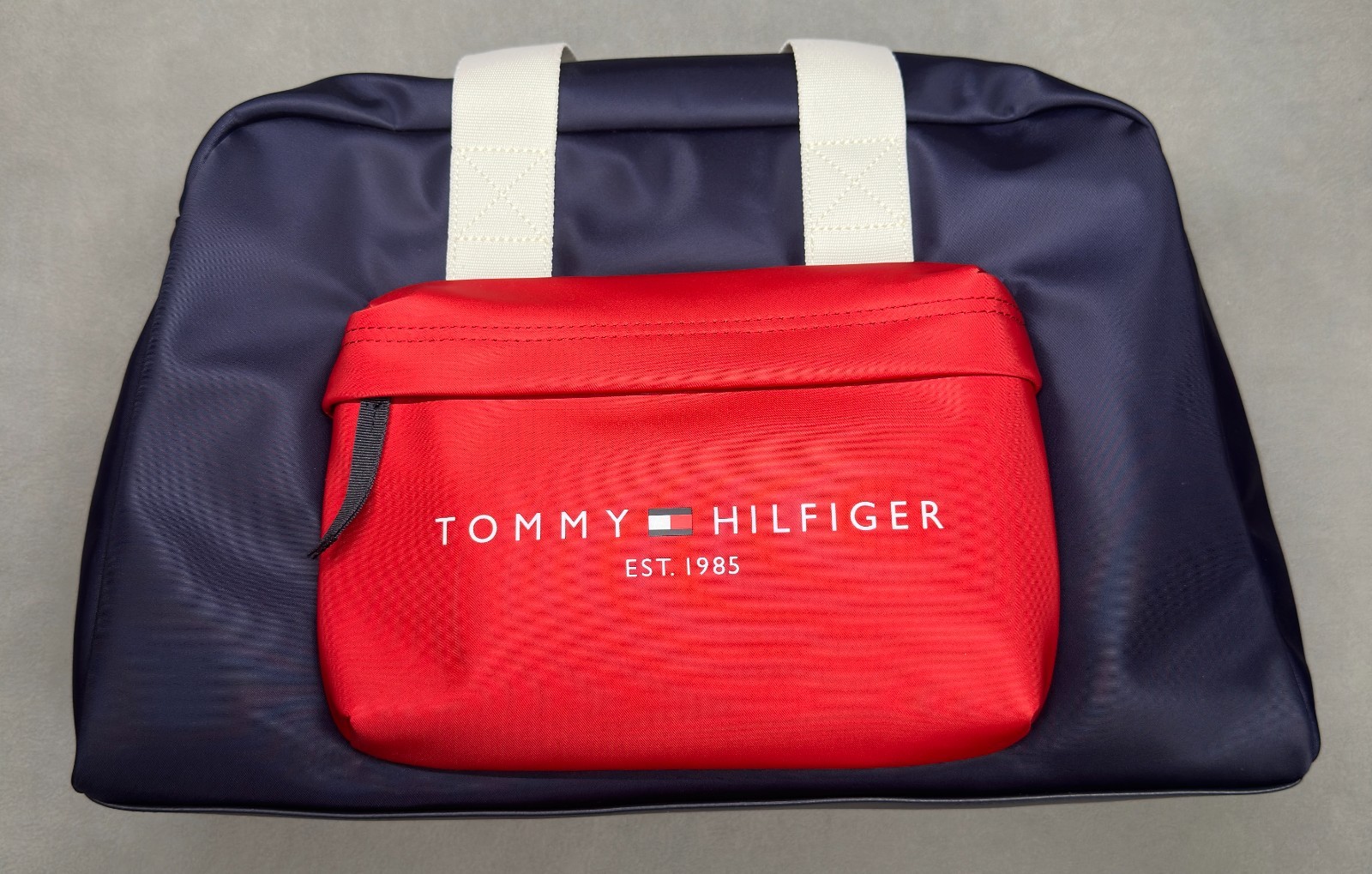 Tommy Hilfiger Carry-On Duffle Bag 3-Tone Blue/Red/White Model 69J8128 410 – NWT
