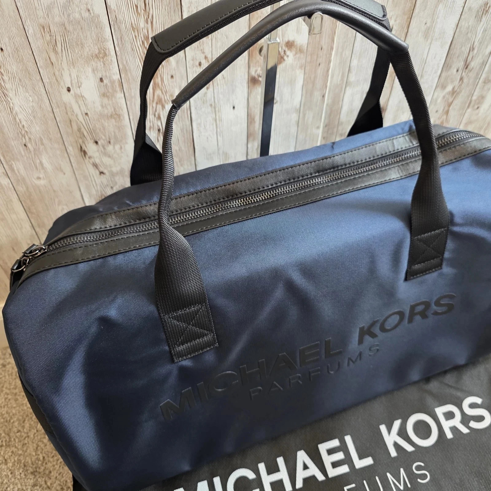 Michael Kors Parfums Duffle Dark Blue Travel Overnight Shoulder Gym Weekend Bag