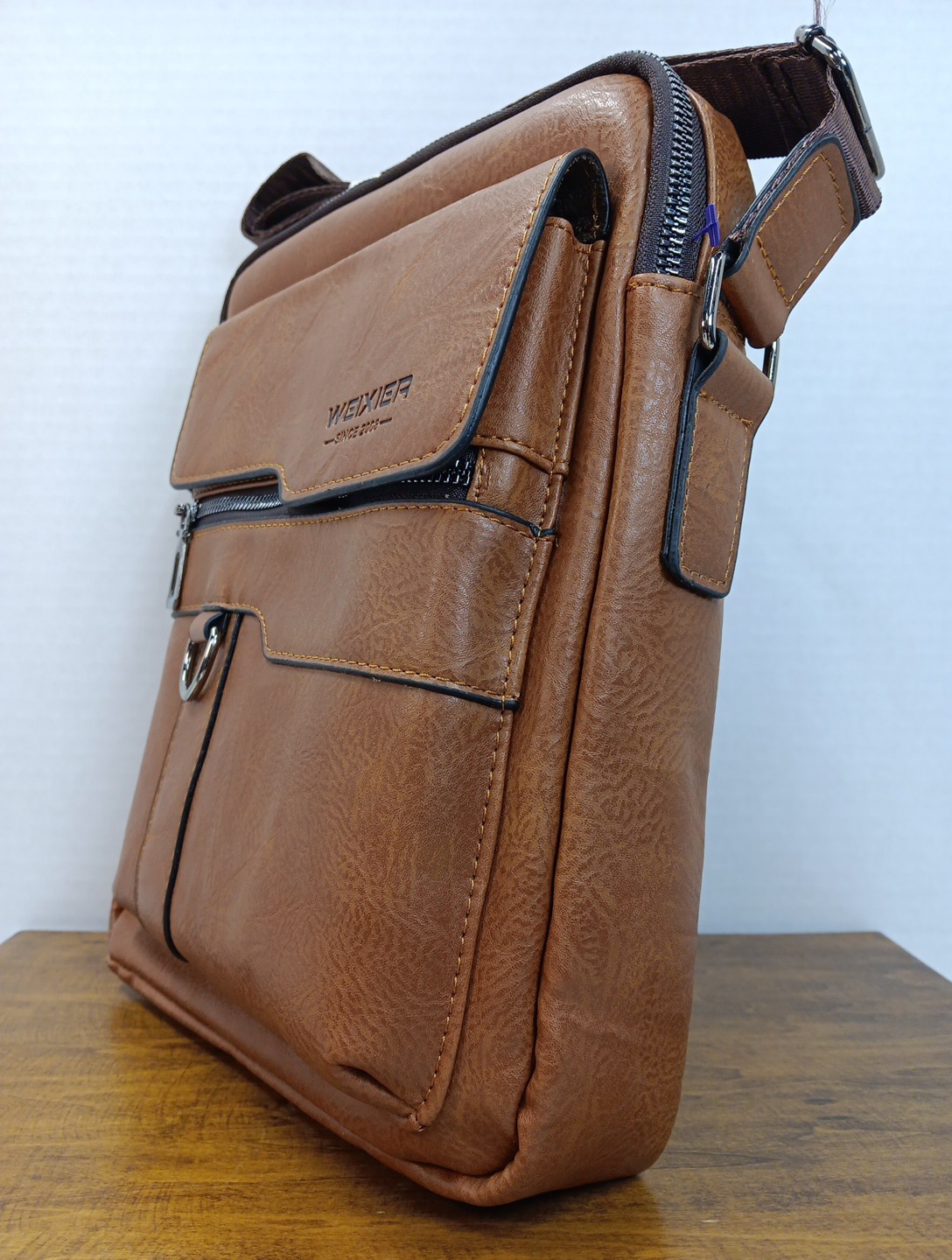WEIXIER CROSS BODY HAND/SHOLDER LEATHER BUSINESS BAG (NEW).
