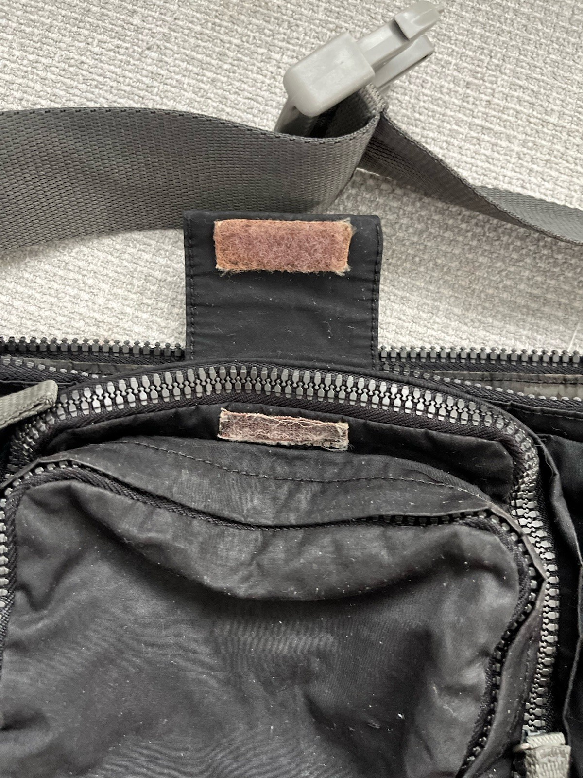 MATY47 Men’s PRADA Sport Shoulder-messenger Bag Nylon Black Used