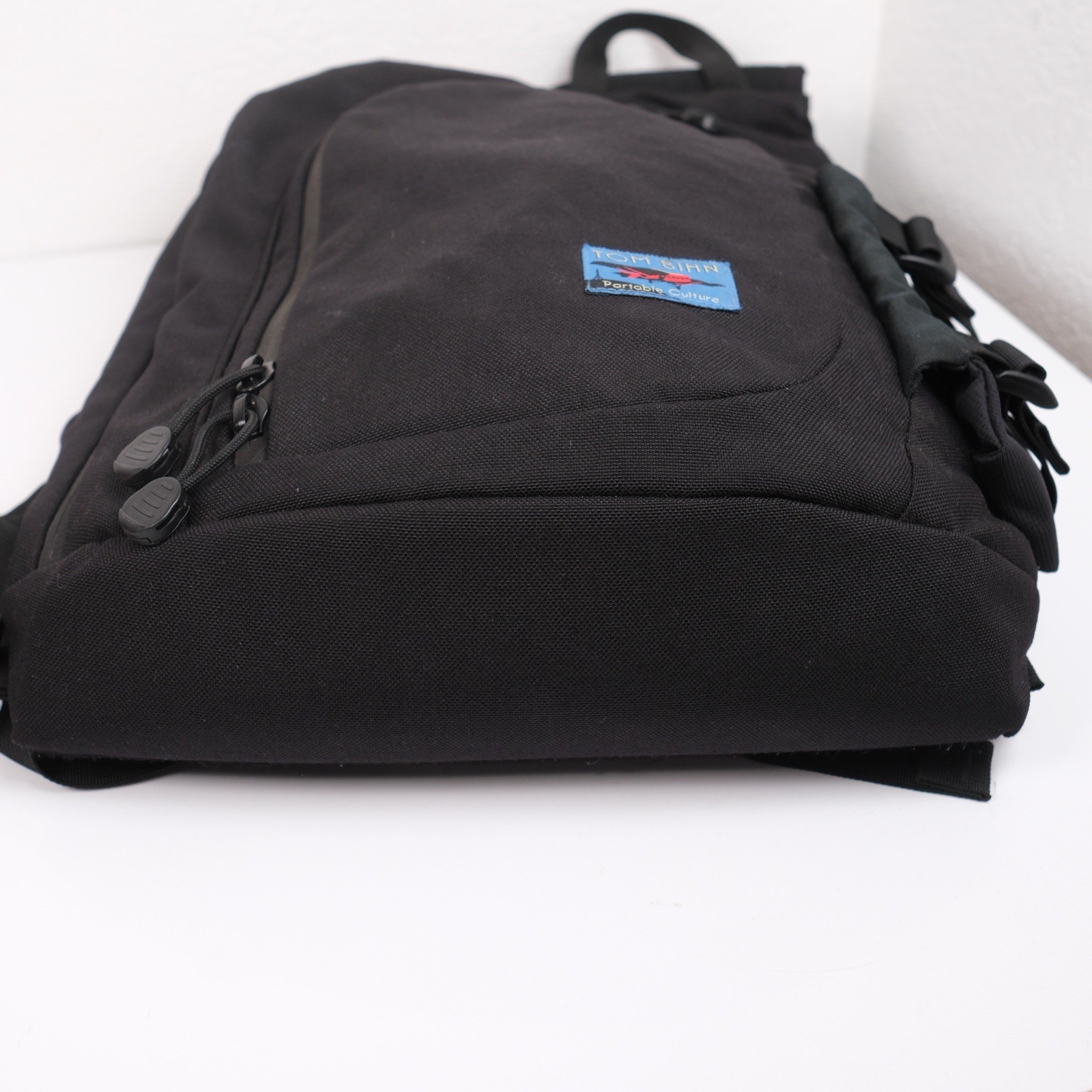 Vtg Tom Bihn Buzz Sling Bag Backpack Ballistic Nylon Messenger USA Airplane