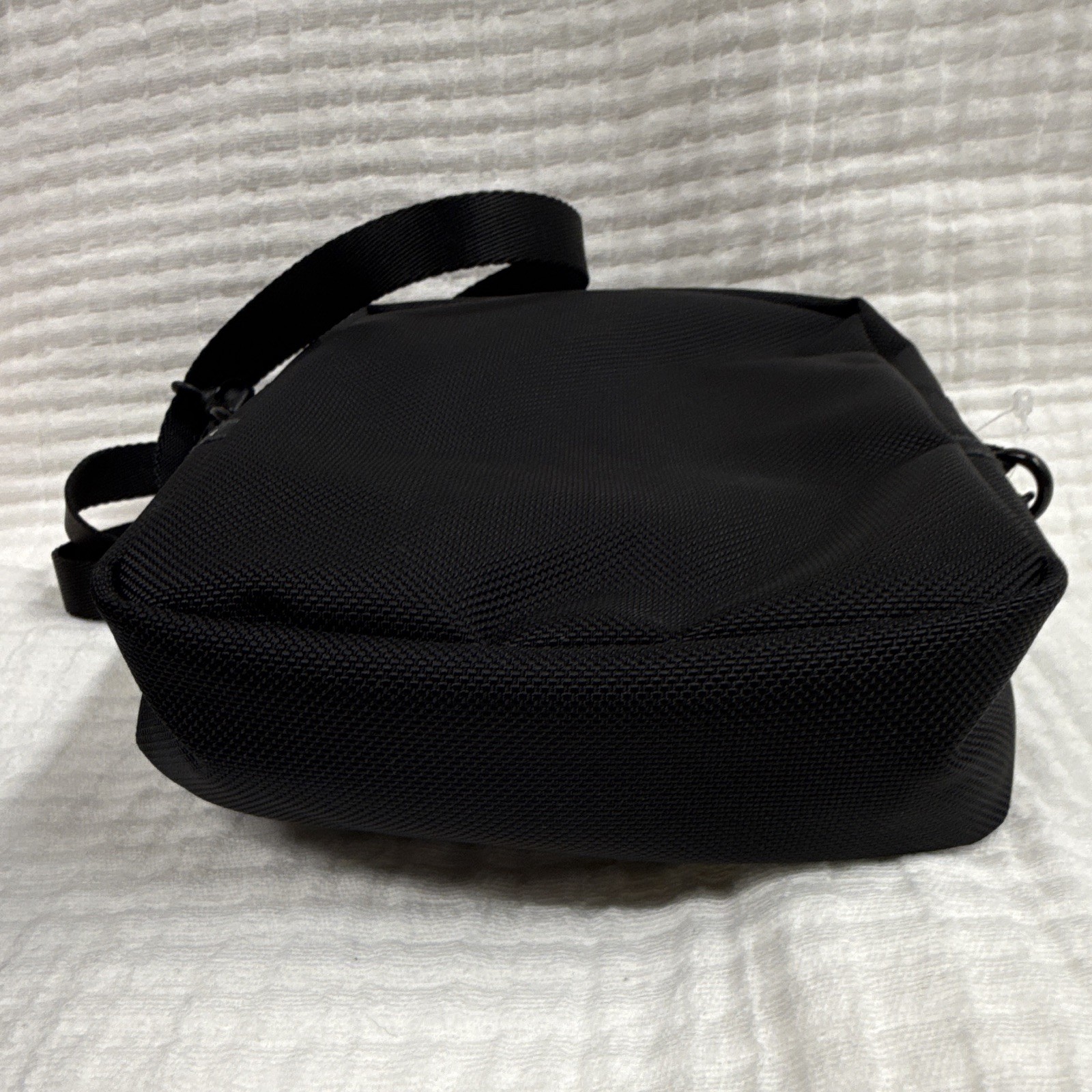 TOM BIHN Black Everyday Cubelet Bag