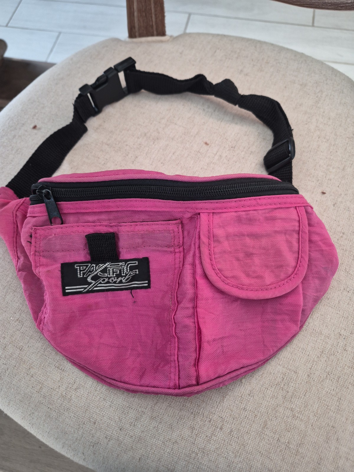 Vintage 80s PACIFIC SPIRT HOT PINK FANNY PACK ADJ STRAP ZIPPER 2 POUCHES RETRO