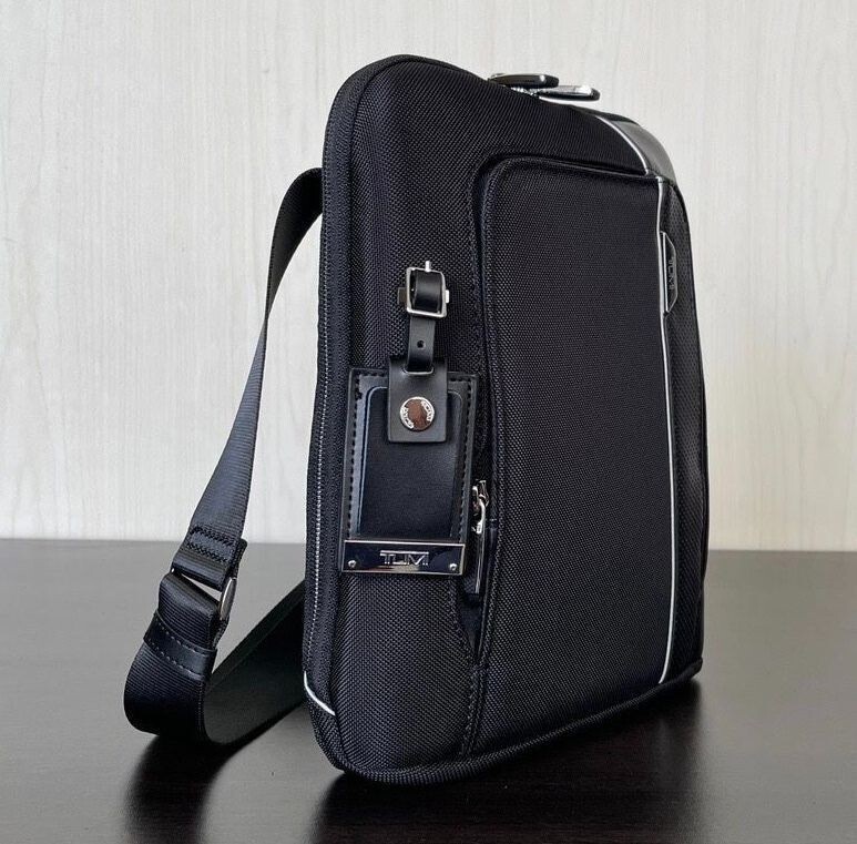 TUMI Arrive Olten Crossbody Bag Nylon/Leather Black Shoulder bag Outlet New