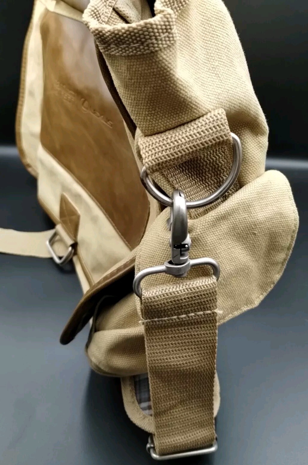 Field & Co. Leeds Mark Levinson Lexus 12″x 18″ Beige Canvas Messenger Bag