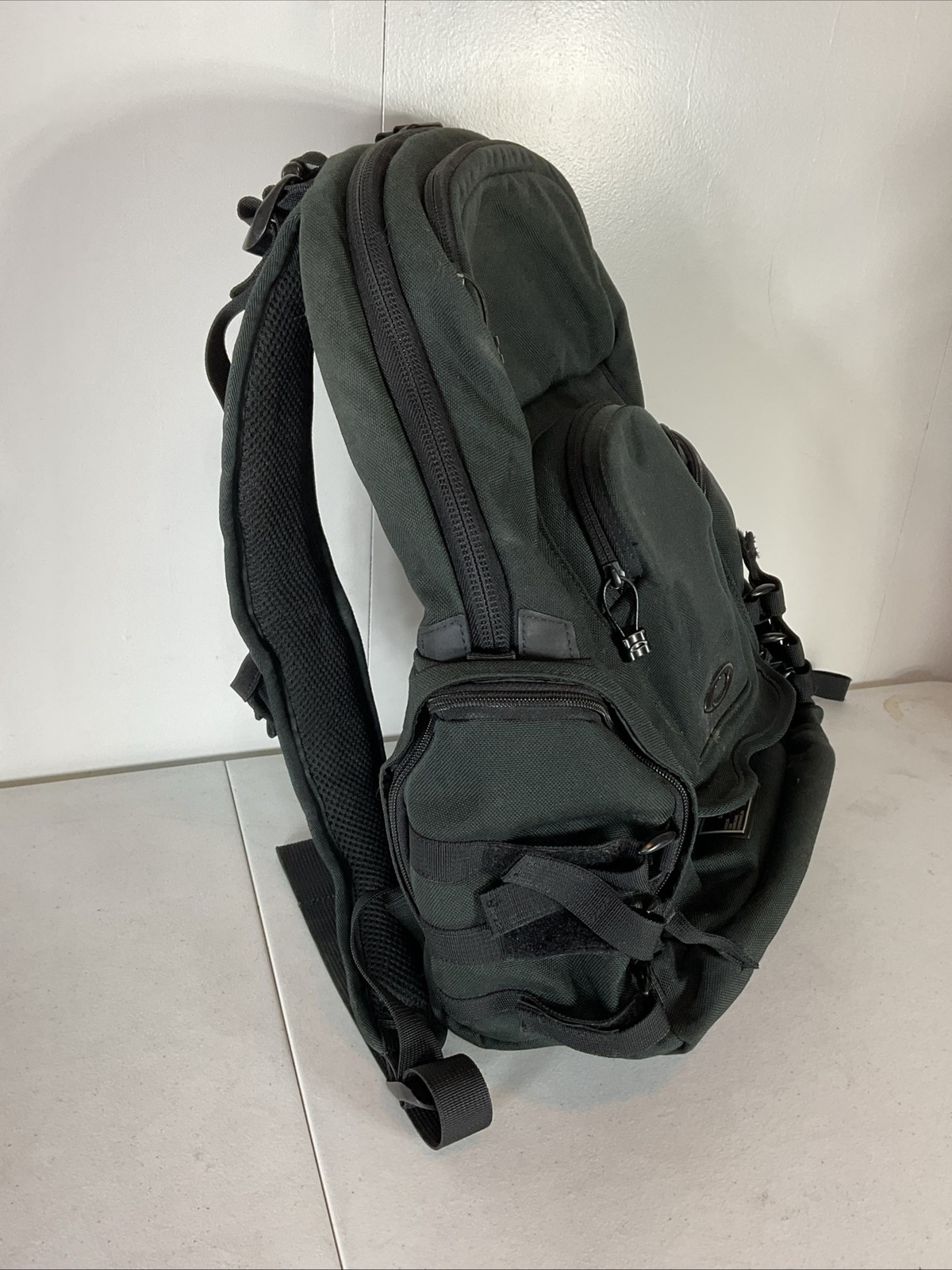 Oakley Icon Backpack Black 2019 Large Gear Bag Laptop Tactical Original Not 2.0