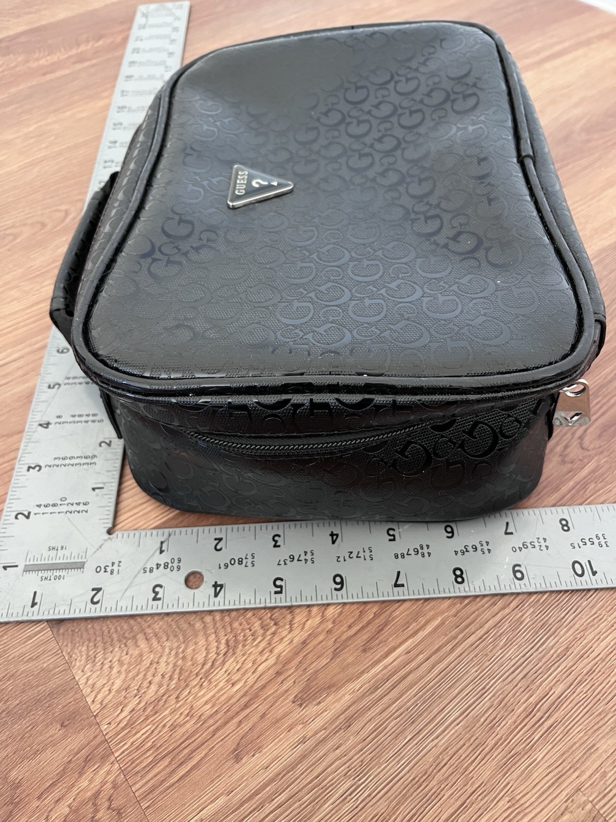 GUESS BLACK LUNCH COSMETIC TOILETRY VANITY JUNCTION TRAVEL BAG POUCH HANDLE EUC