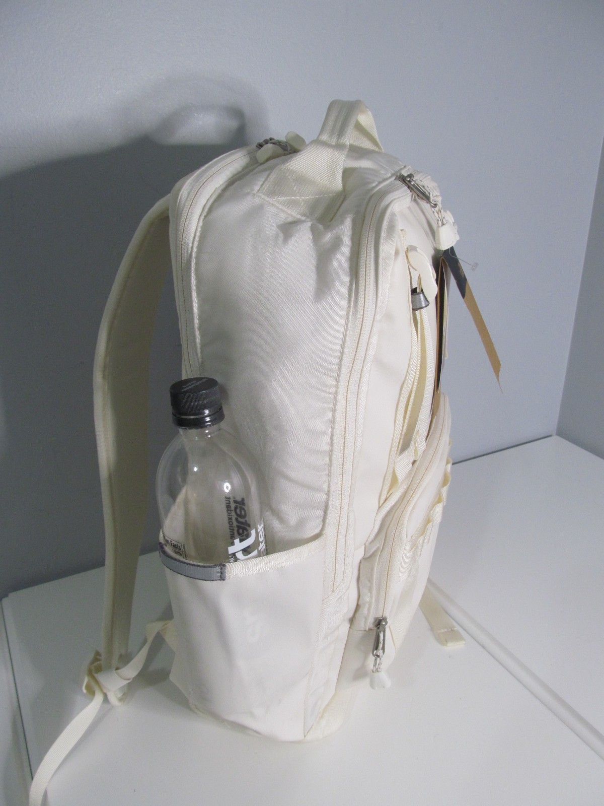 North Face Base Camp Daypack, White Dune 17″ Tech Laptop Backpack, Packable, NWT