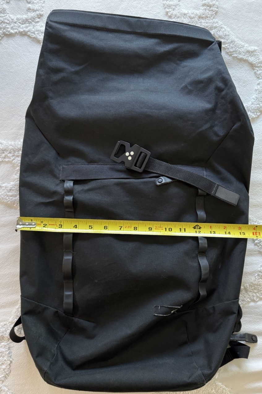 Oakley Backpack – Black. 20x14x6 inches.