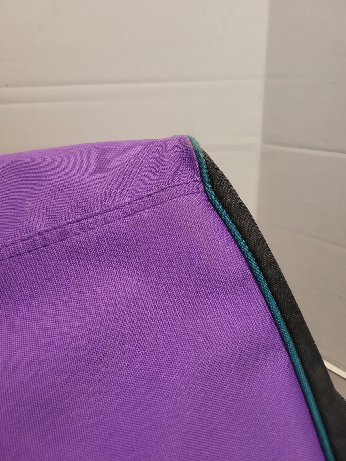 High Sierra Canvas Duffle Gym Travel Bag Purple Teal Vintage 1990s