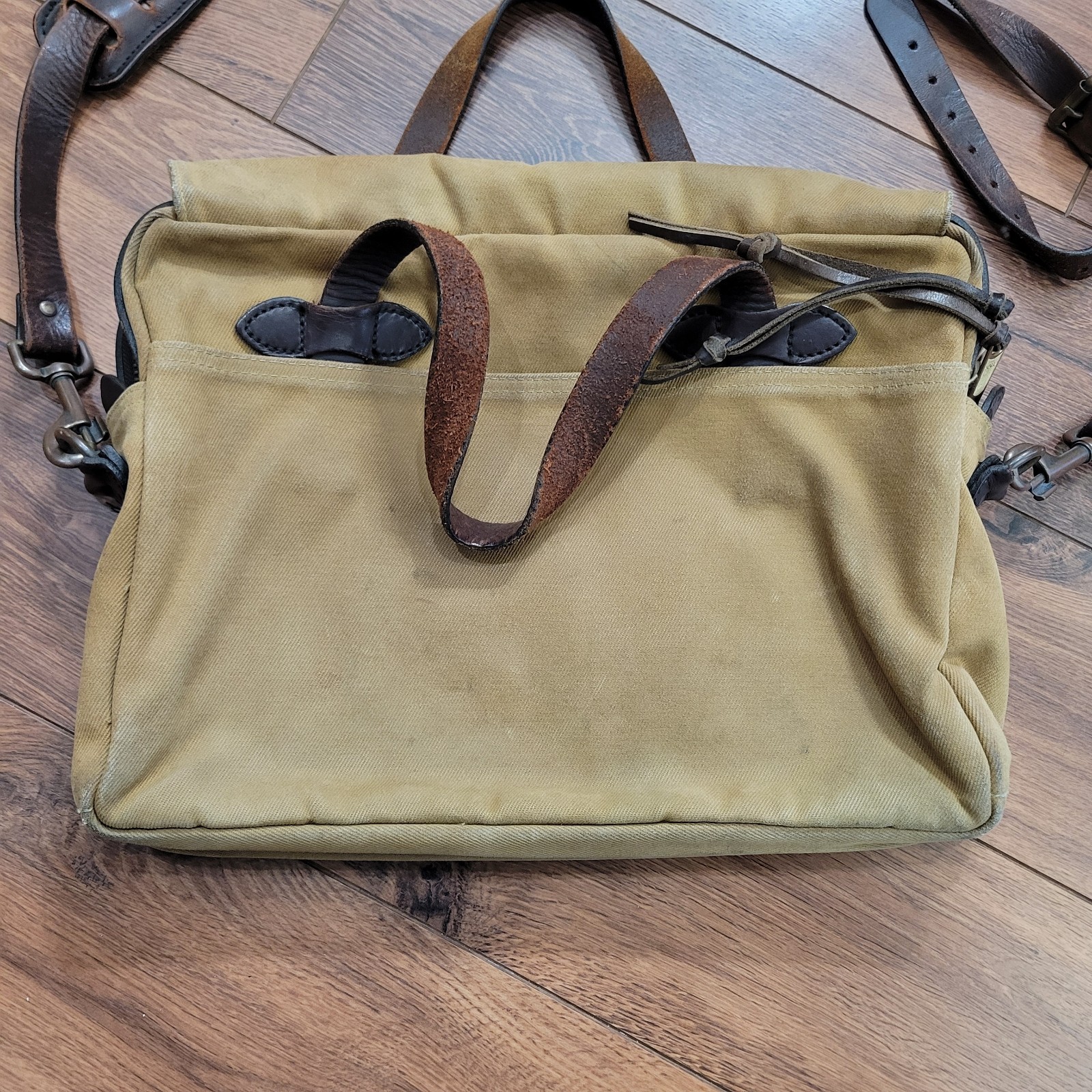 Filson Canvas Crossbody Computer Bag | Style 256 | Tan | Made in USA | Rare