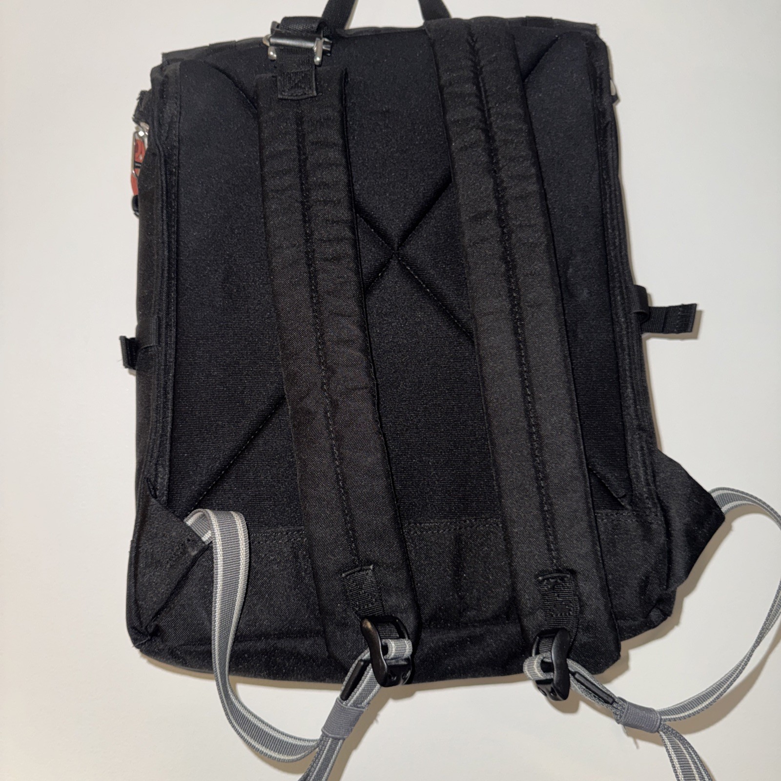 PACSAFE Slingsafe LX450 Backpack Black Anti-theft Backpack RFID Safe Exomesh