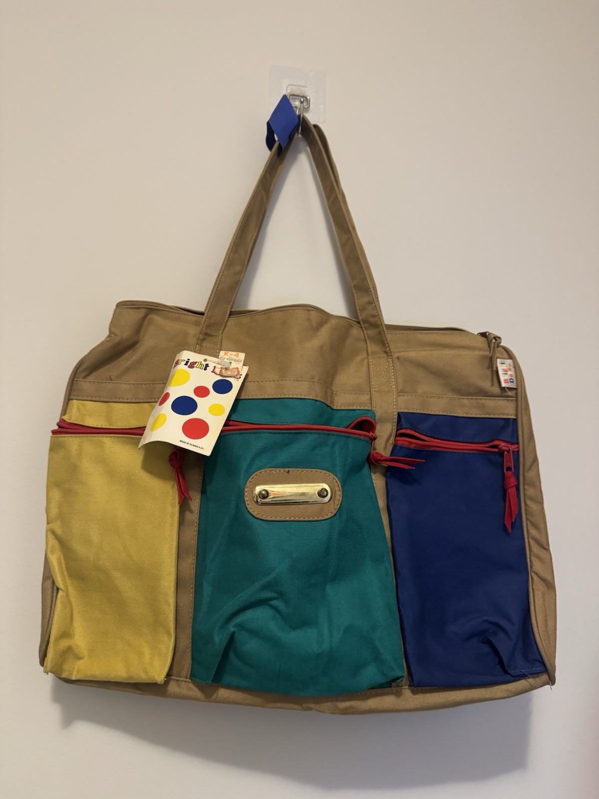 VTG Dudfel Weekender Bag – Bright Dots – NWT- United Colors of Benetton STYLE