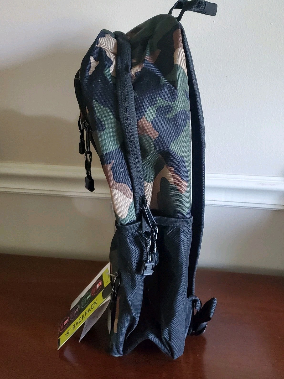 NWT Eastsport Eclipse Core 19″ Backpack Green Army Camo Unisex