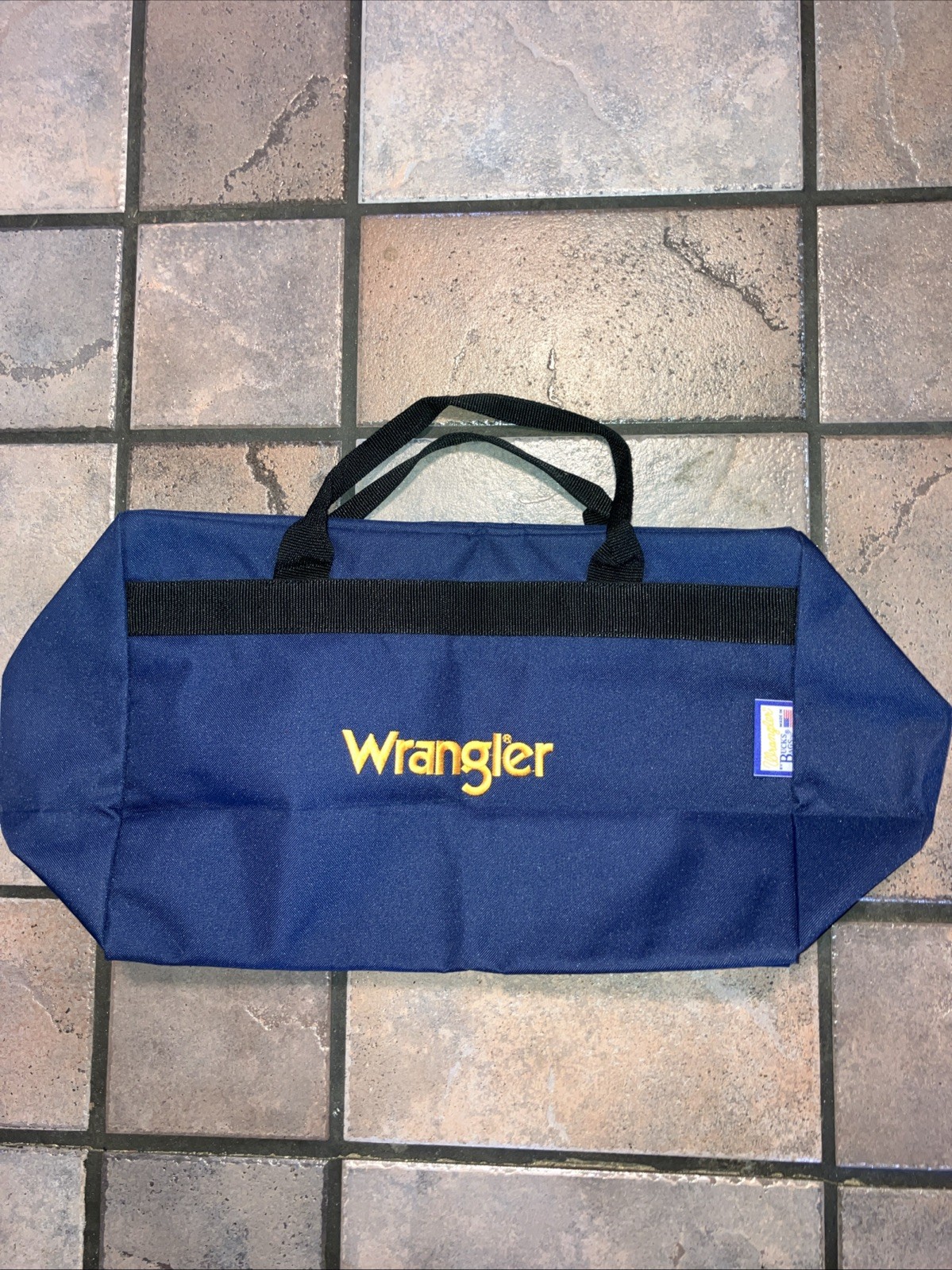 vintage Wrangler by Bucks Bags navy blue duffel bag.