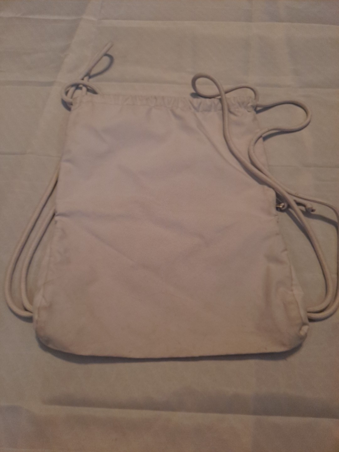 Nike Cinch Sack Pack Drawstring Backpack | Eggshell White W/ Gold Text