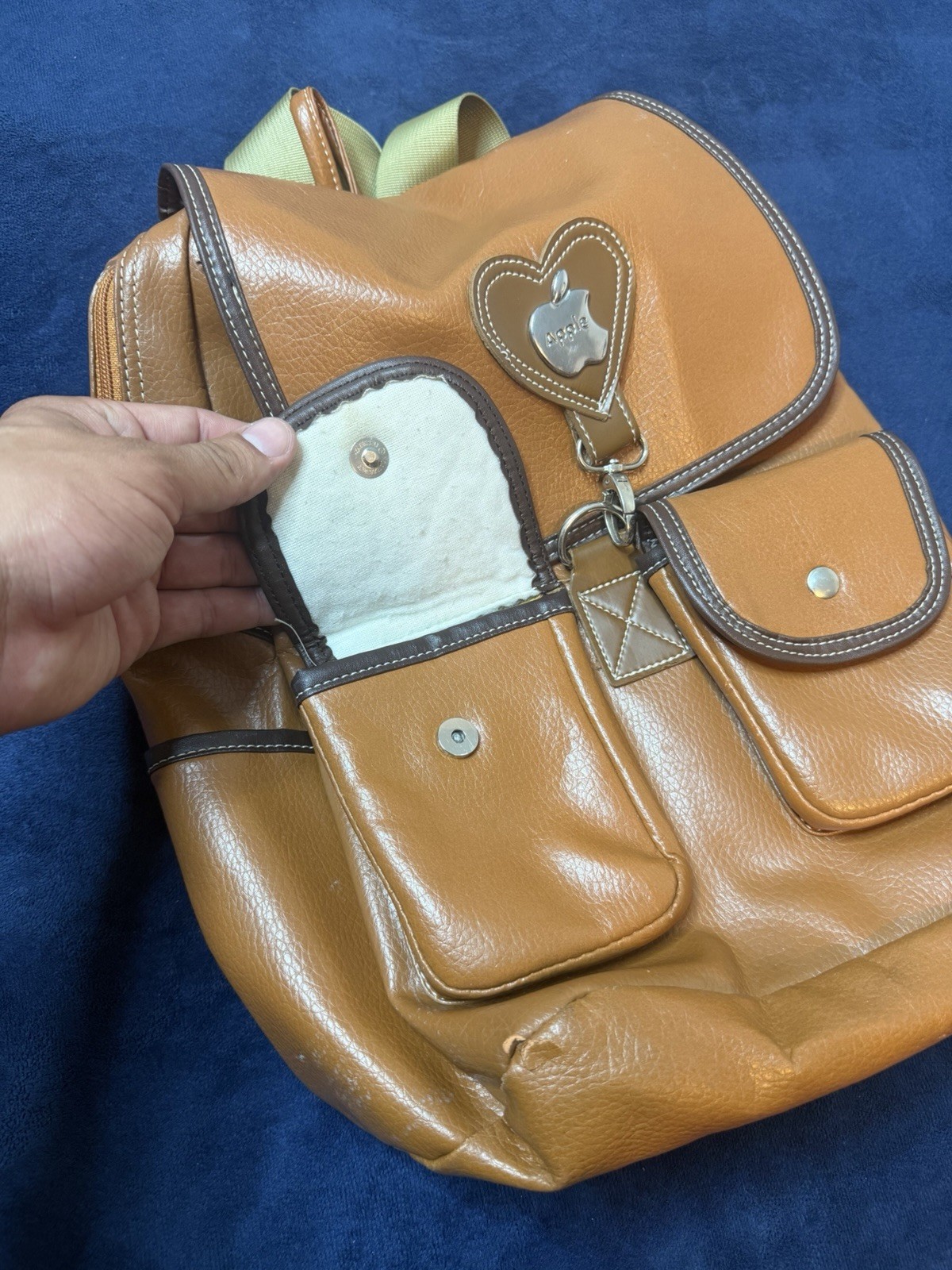 Vtg Y2K Apple Brown Leather Backpack Bag (Heart Logo) SEE PHOTOS!