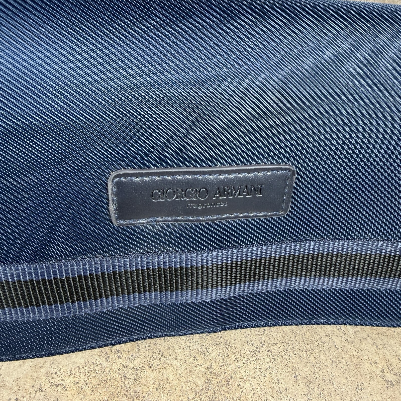 Giorgio Armani Men’s Toiletry Bag Pouch Blue Hanger Travel Dopp