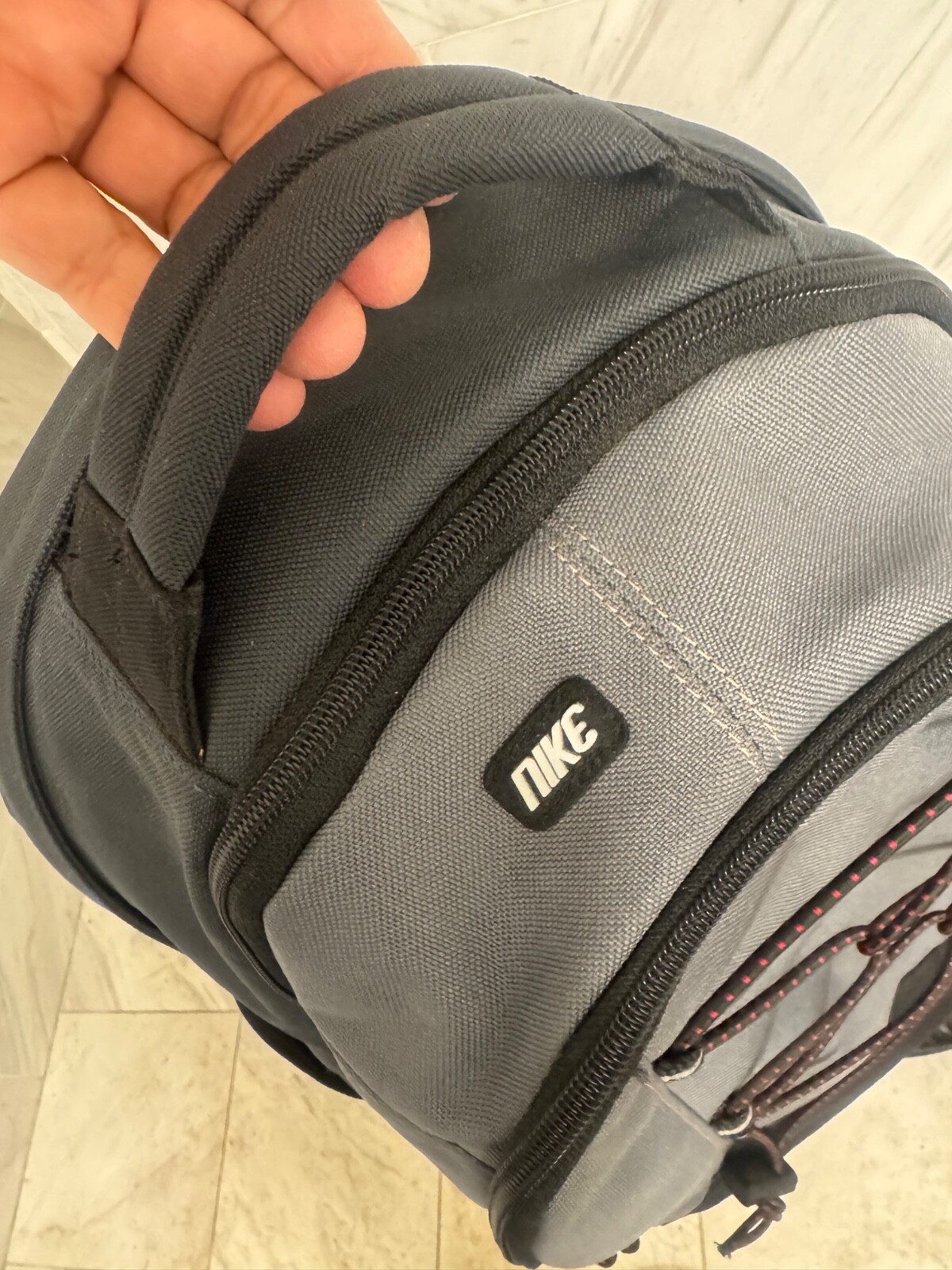 NIKE Hawhort 2.0 EXPANDABLE Gray Polyester BACKPACK lumbar support